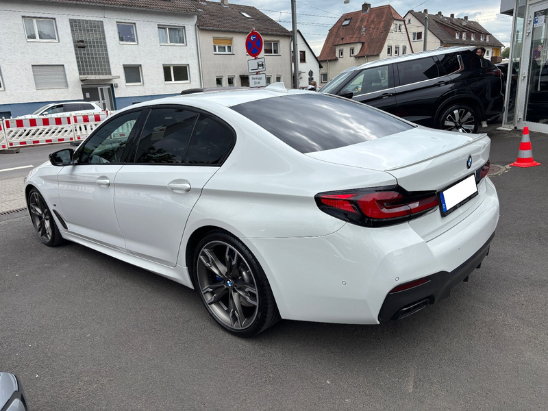 BMW 550 5 Limousine M550 i xDrive ACC/HUD/Massage — photo 6