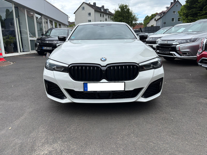 BMW 550 5 Limousine M550 i xDrive ACC/HUD/Massage — photo 2