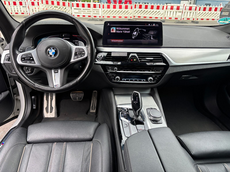 BMW 550 5 Limousine M550 i xDrive ACC/HUD/Massage — photo 10