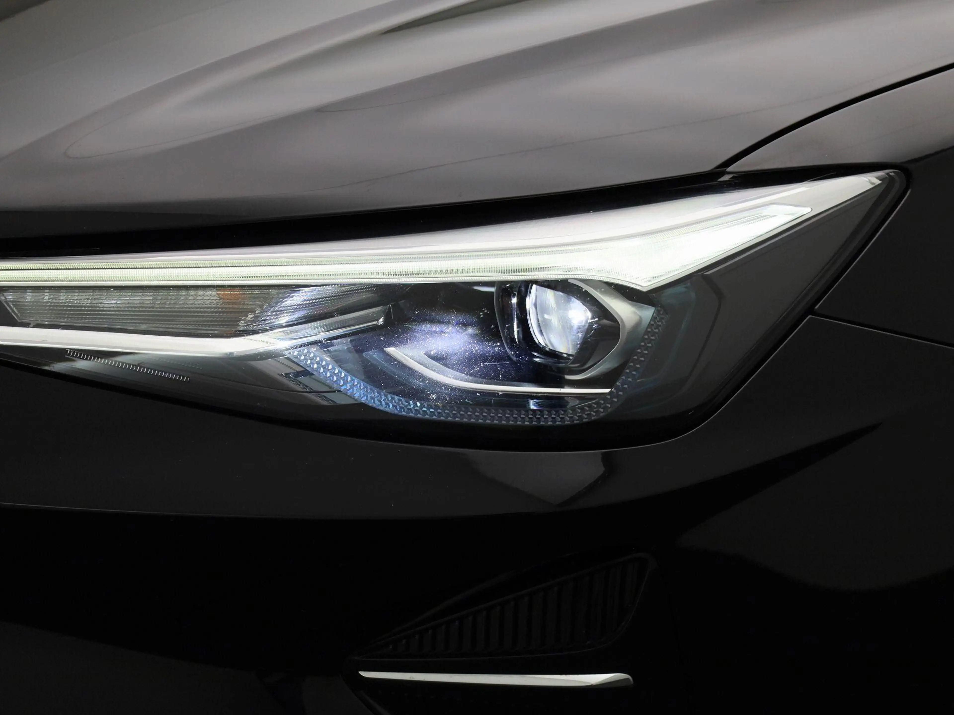 MG MG5 Long Range Luxury 61 kWh | Navi | CarPlay | 360 Ca — photo 14