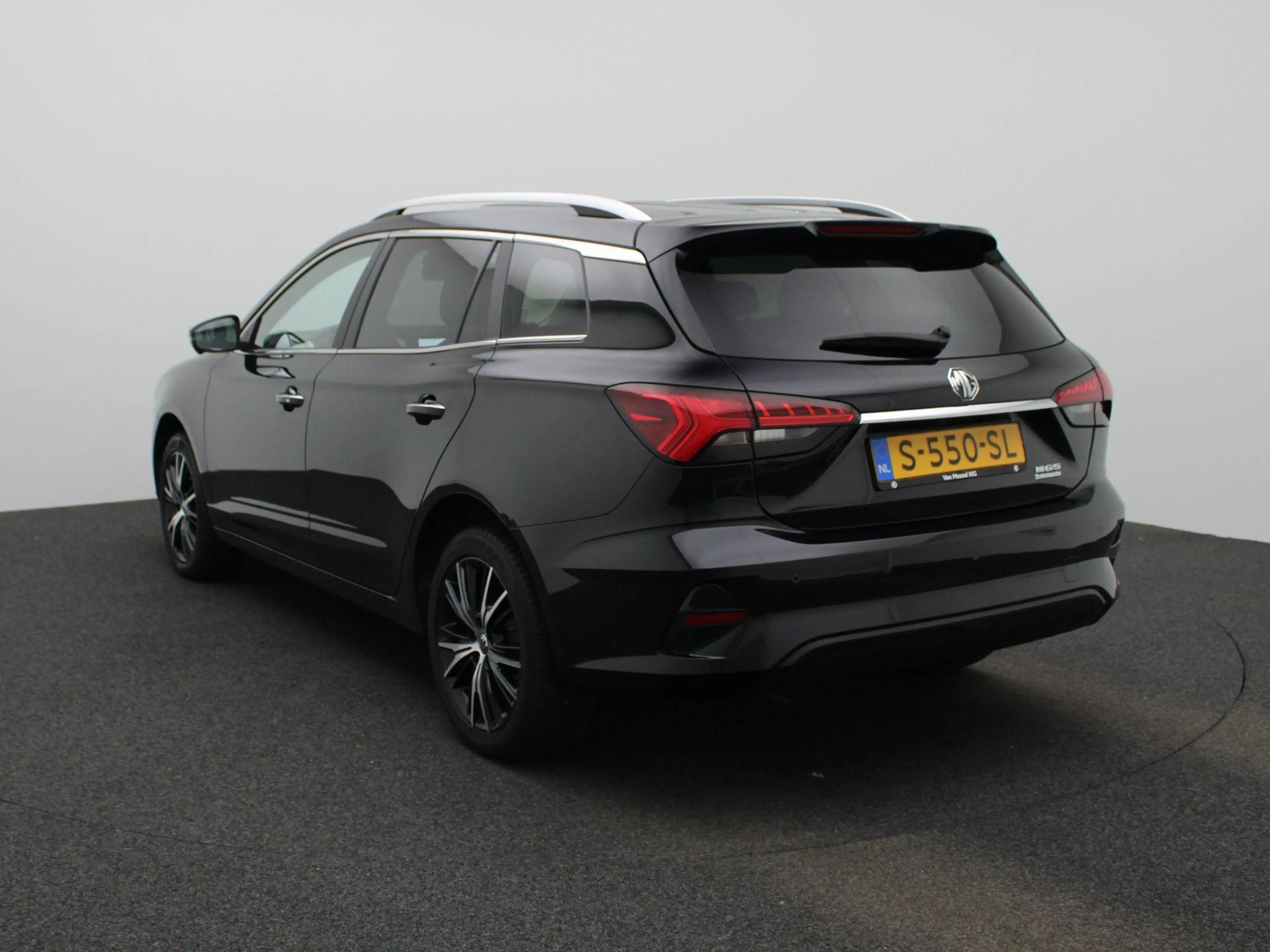 MG MG5 Long Range Luxury 61 kWh | Navi | CarPlay | 360 Ca — photo 2