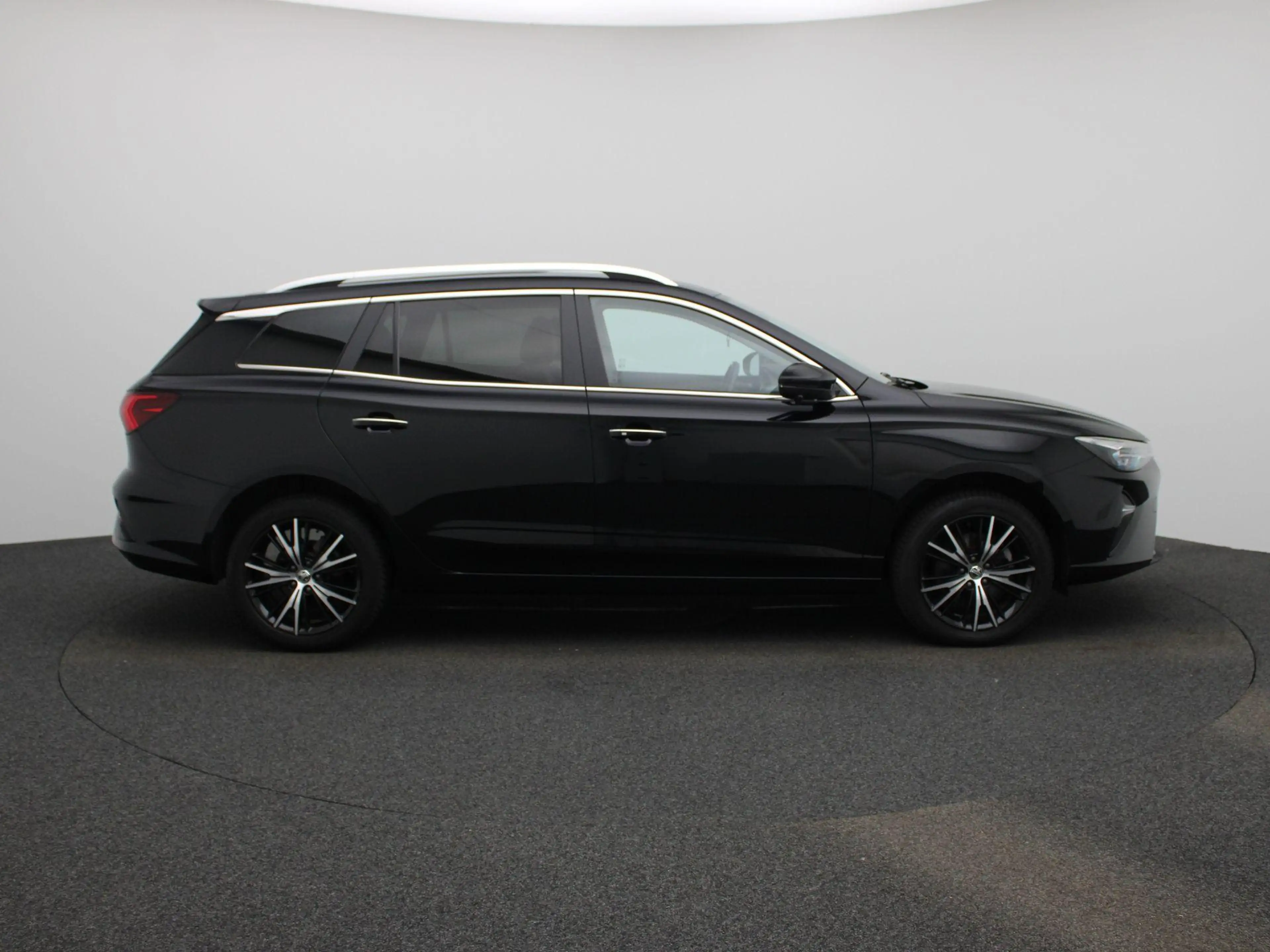 MG MG5 Long Range Luxury 61 kWh | Navi | CarPlay | 360 Ca — photo 6
