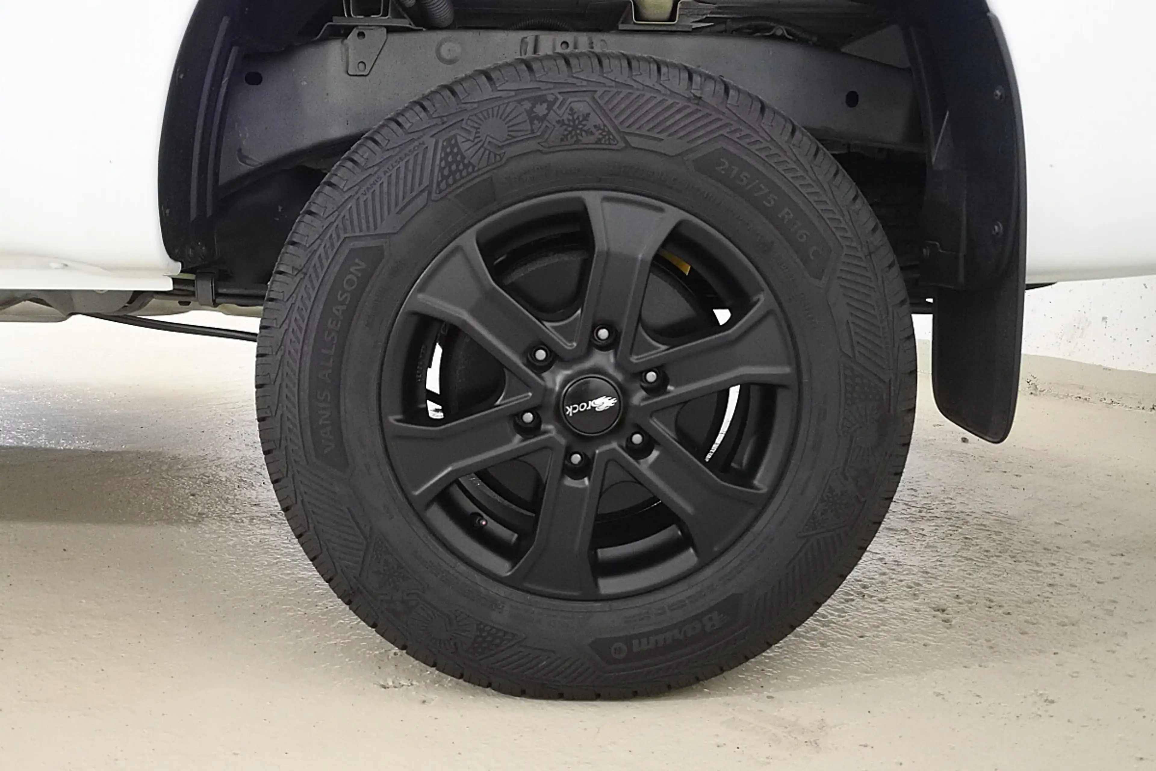 Isuzu D-Max 1.9 TD 4WD L (EURO 6e) — photo 10