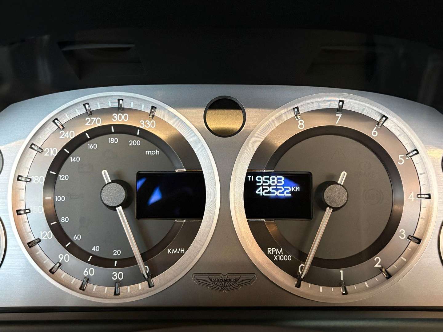 Aston Martin V8 Roadster 4.7L - - Joinsteer - #5