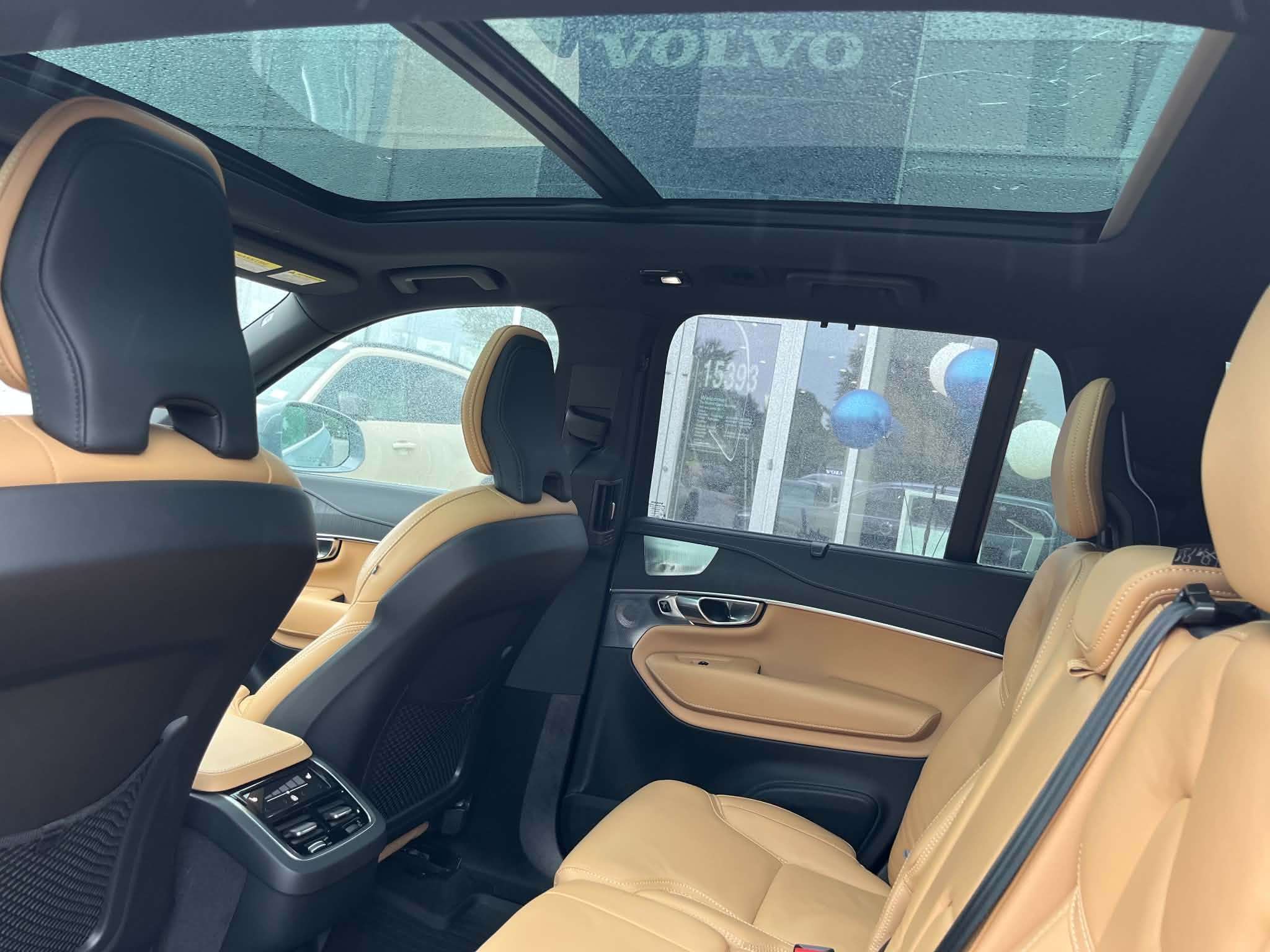 2023 Volvo XC90 B6 AWD Ultimate Bright thumb 13