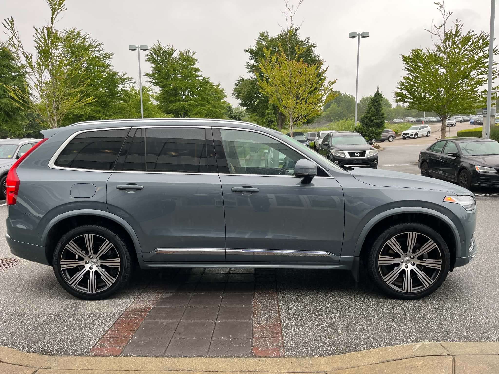 2023 Volvo XC90 B6 AWD Ultimate Bright thumb 6