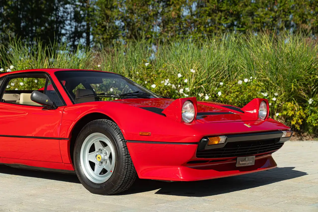 Ferrari 208 GTB TURBO, foto 6