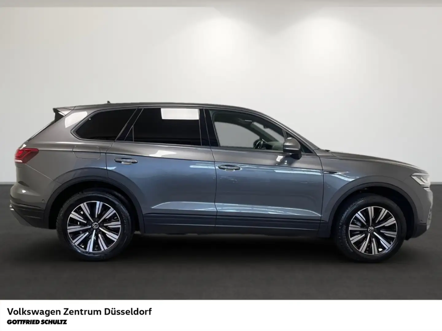 Volkswagen Touareg 3.0 TDI DSG 4Motion Navigation Gris - 2