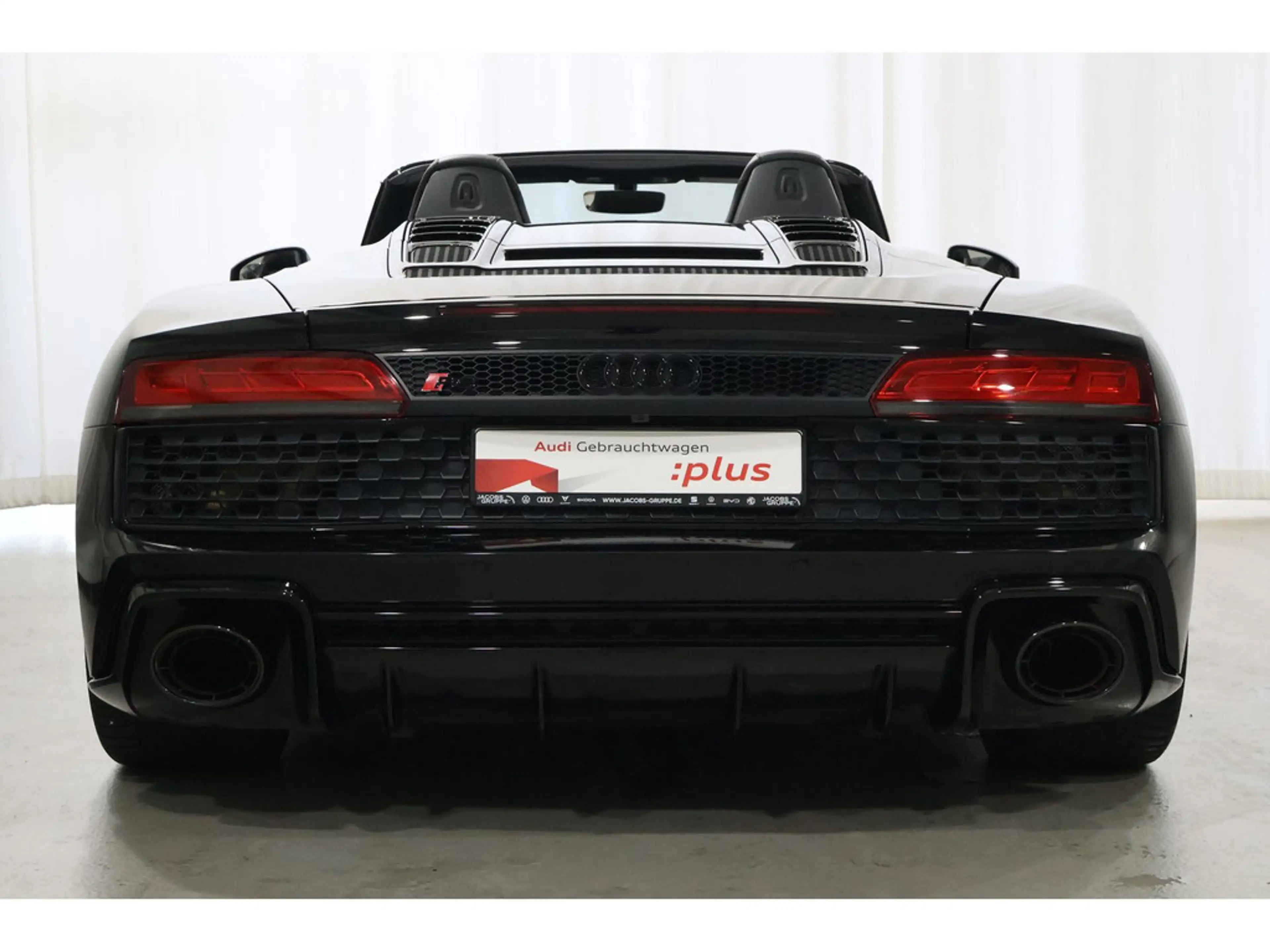 Audi R8 Spyder 5.2 FSI RWD performance LED*PDC*R-Kamera * — photo 4