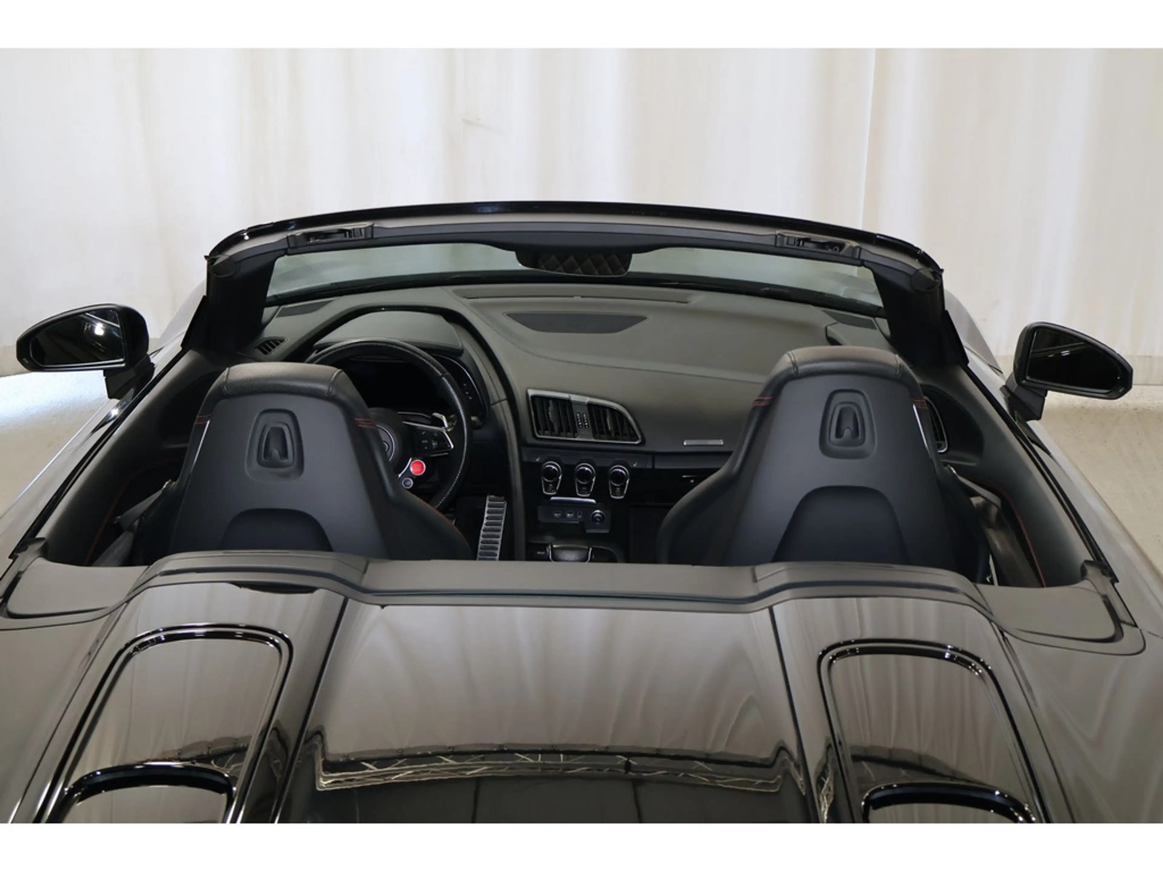 Audi R8 Spyder 5.2 FSI RWD performance LED*PDC*R-Kamera * — photo 13
