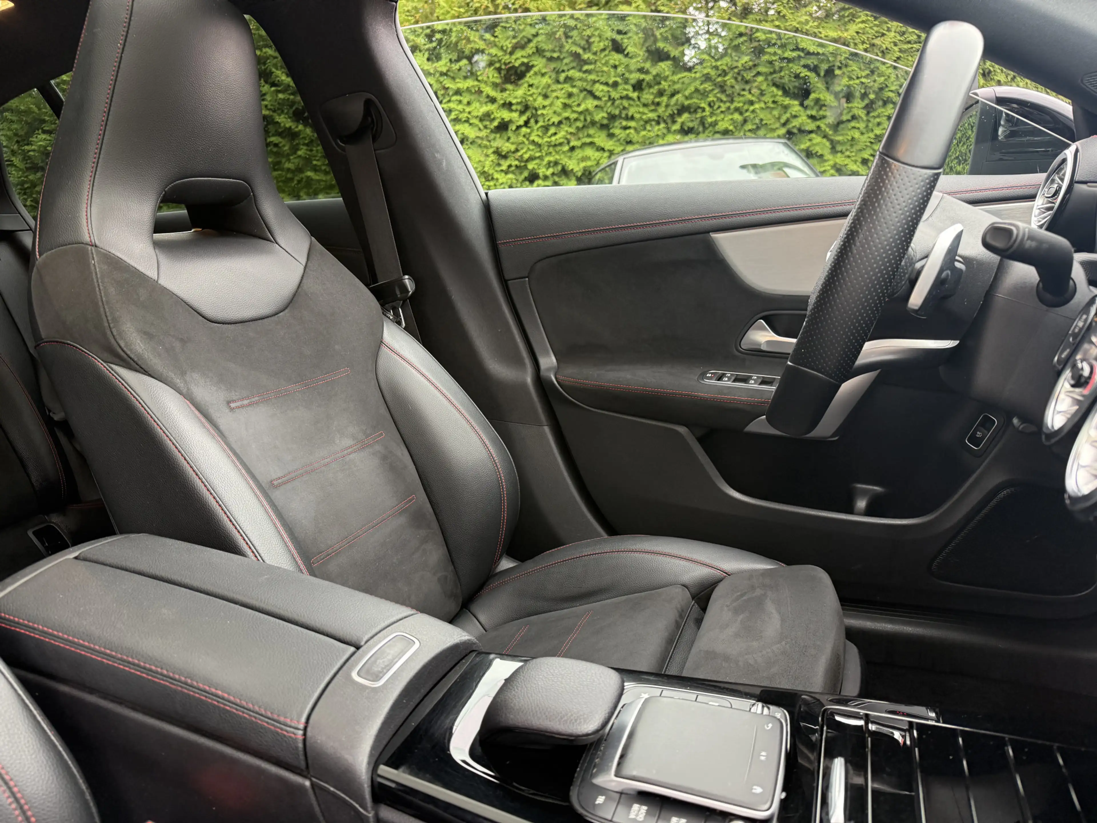 Mercedes-Benz CLA 180 Shooting Brake Bus Solution AMG aut., Pano | Memor — photo 2