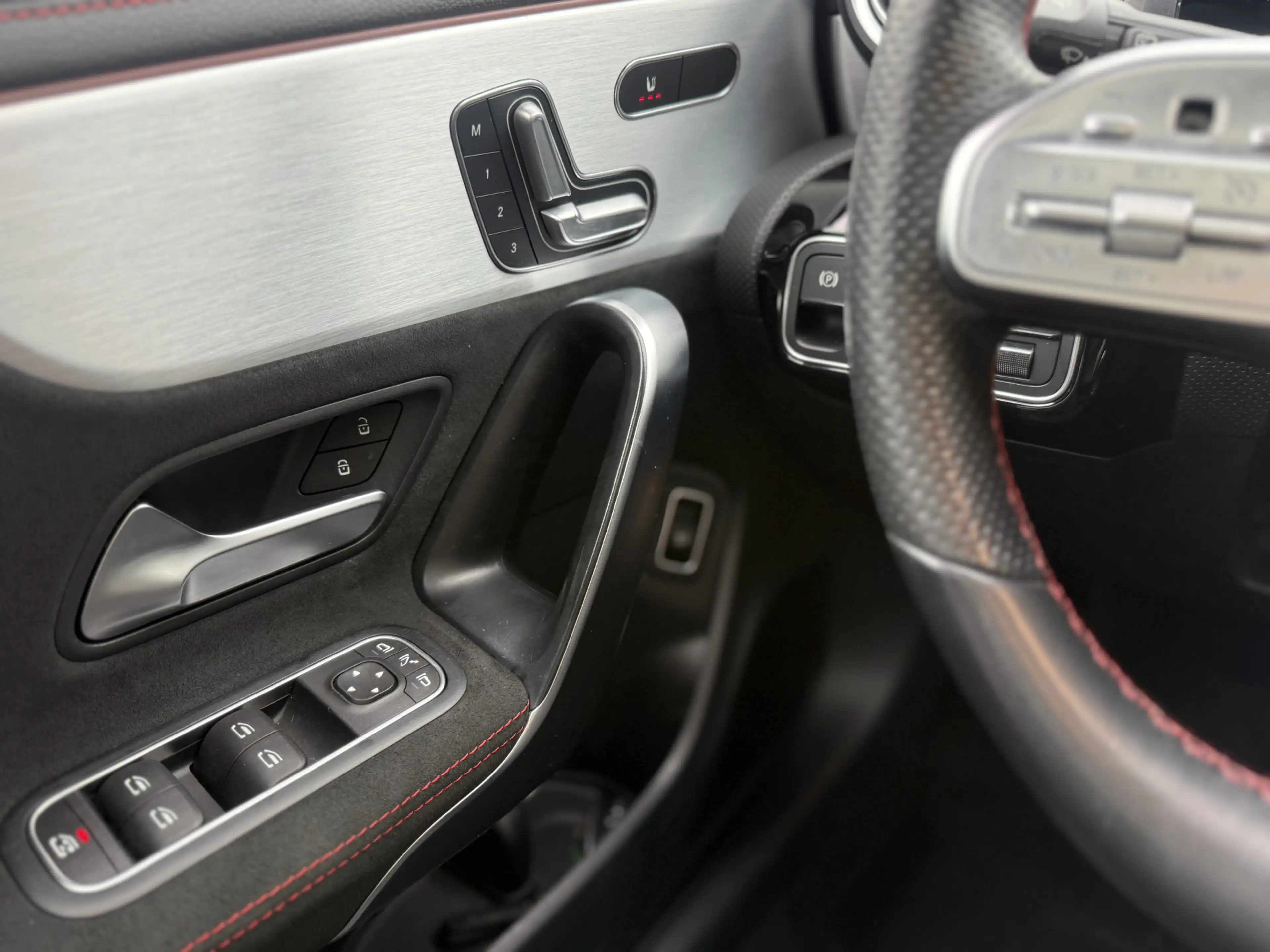 Mercedes-Benz CLA 180 Shooting Brake Bus Solution AMG aut., Pano | Memor — photo 21