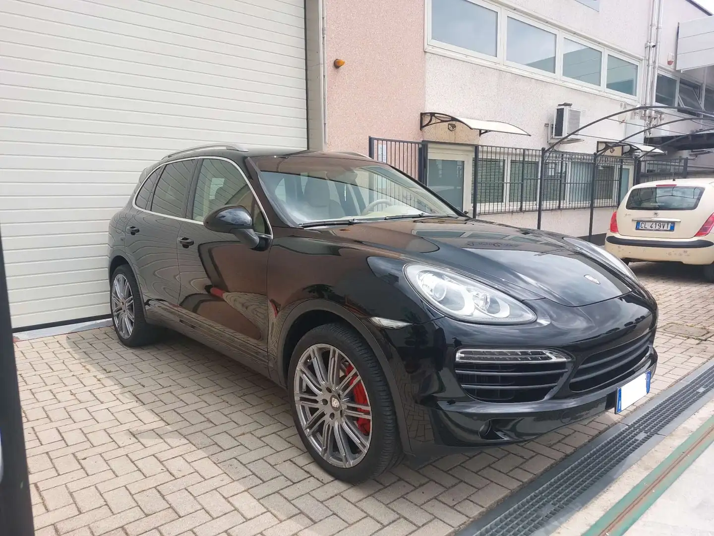 Porsche Cayenne 3.0 V6 TDI 245cv  CRHONO SPORT STUPENDA!!! Nero - 2