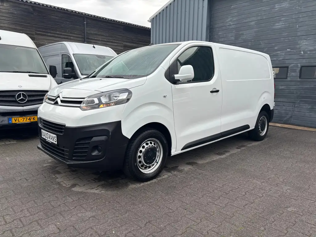 Citroen Jumpy 2019 из Европы — купить под ключ