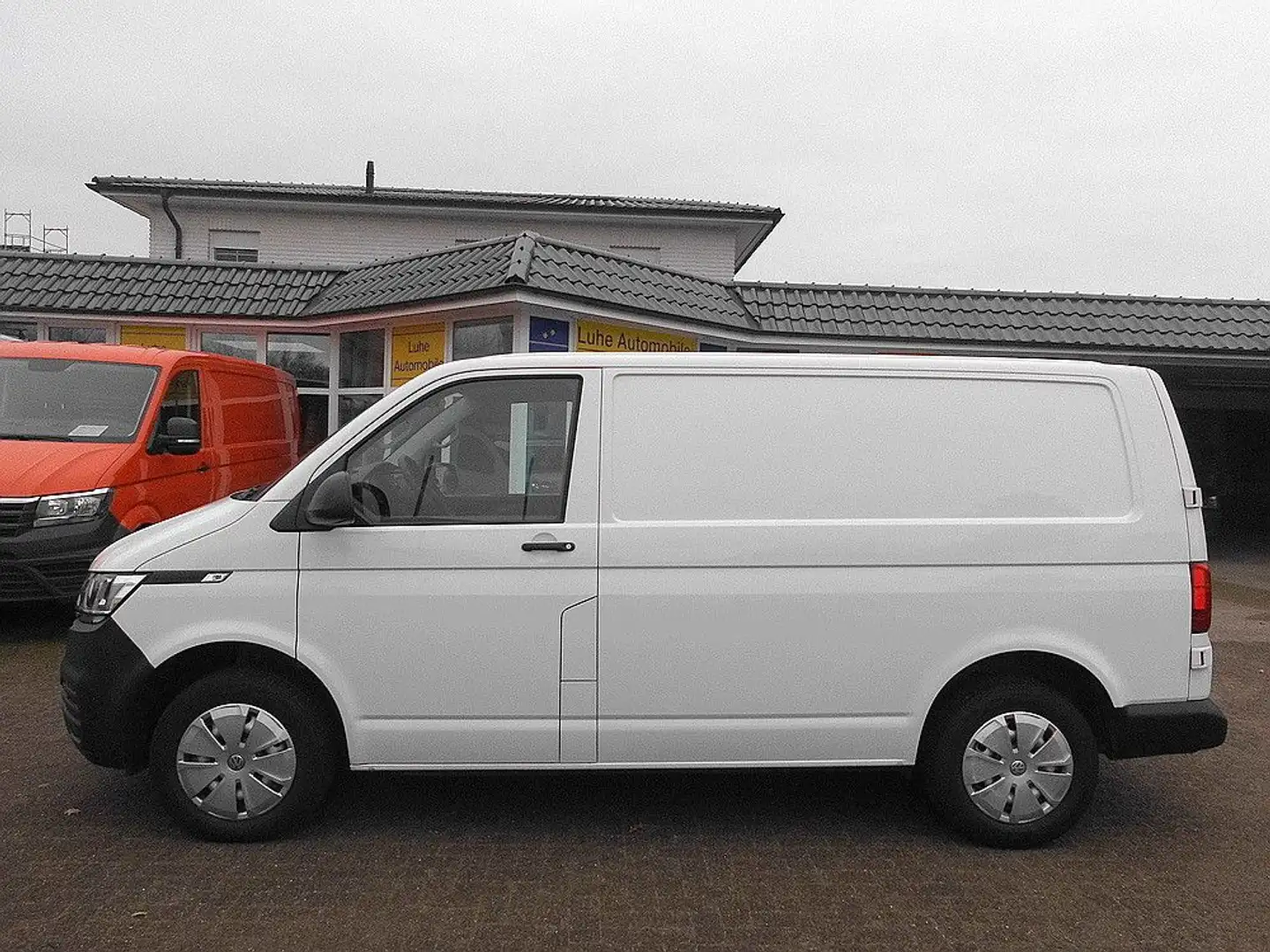 Volkswagen T6 Transporter T6.1 Transporter AHK/Shzg. 1.Hand Orig. 47tkm. Weiß - 2