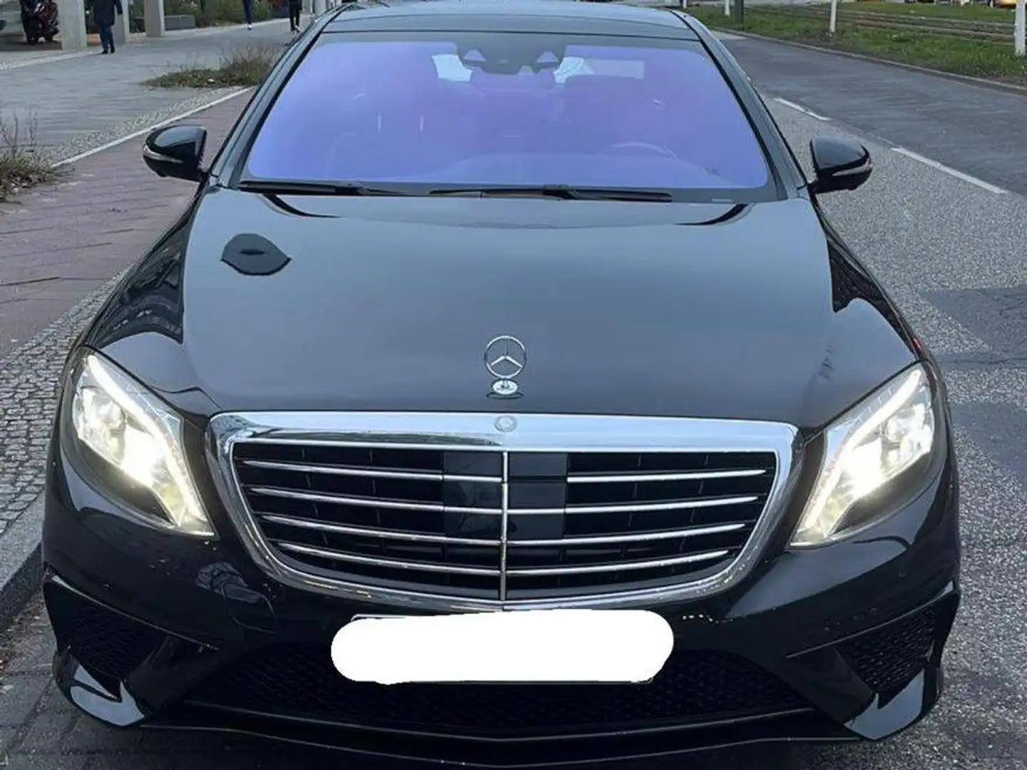 Mercedes-Benz 350 Чорний - 1