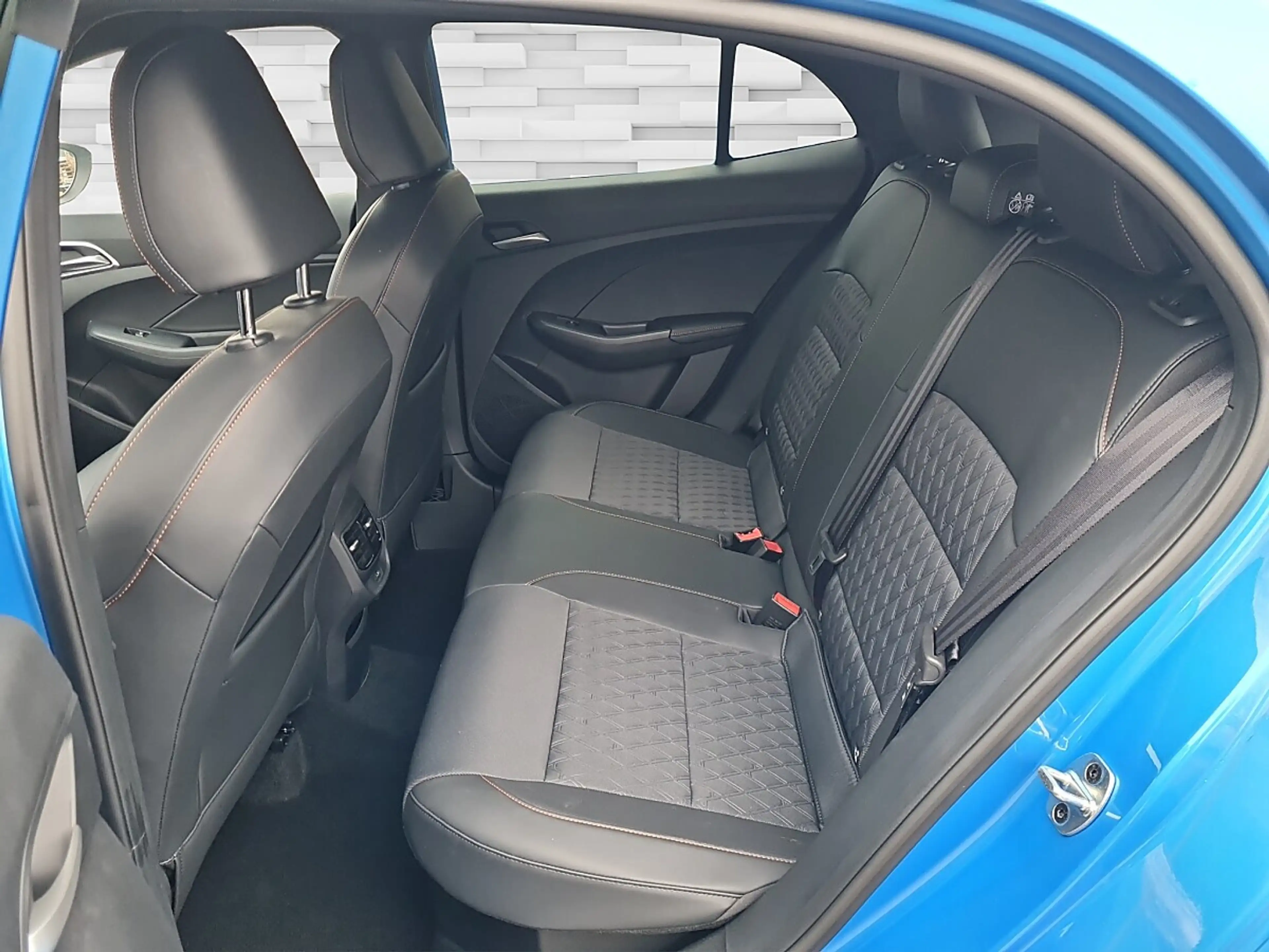 MG MG3 Hybrid+ Luxury Aut. — photo 8