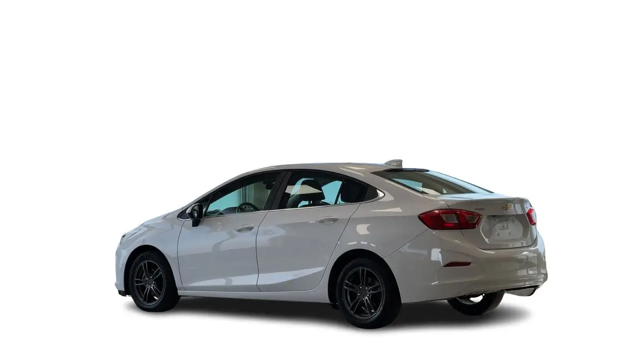 Chevrolet Cruze снимка Chevrolet Cruze