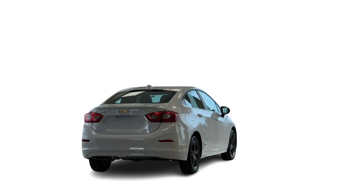 Chevrolet Cruze снимка Chevrolet Cruze