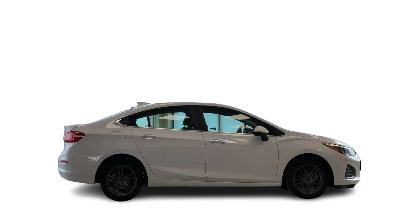 Chevrolet Cruze снимка Chevrolet Cruze