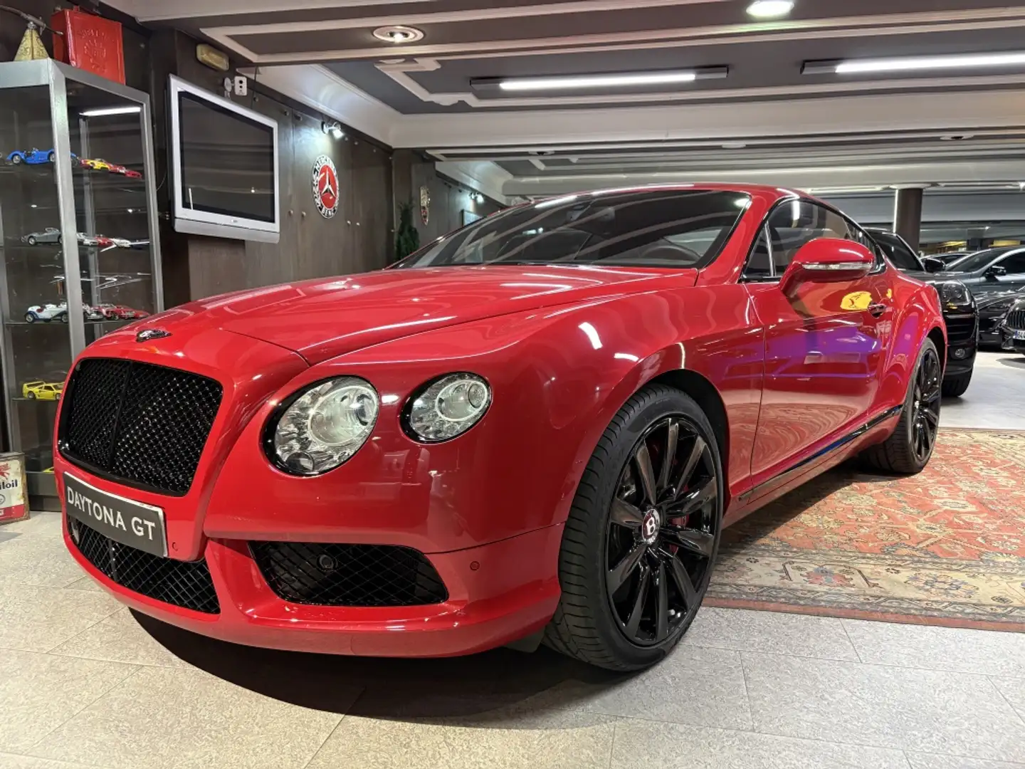 Bentley Continental V8 GT crvena - 1