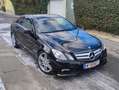 Mercedes-Benz E 250 E 250 CGI BlueEfficiency Aut. Czarny - thumbnail 3