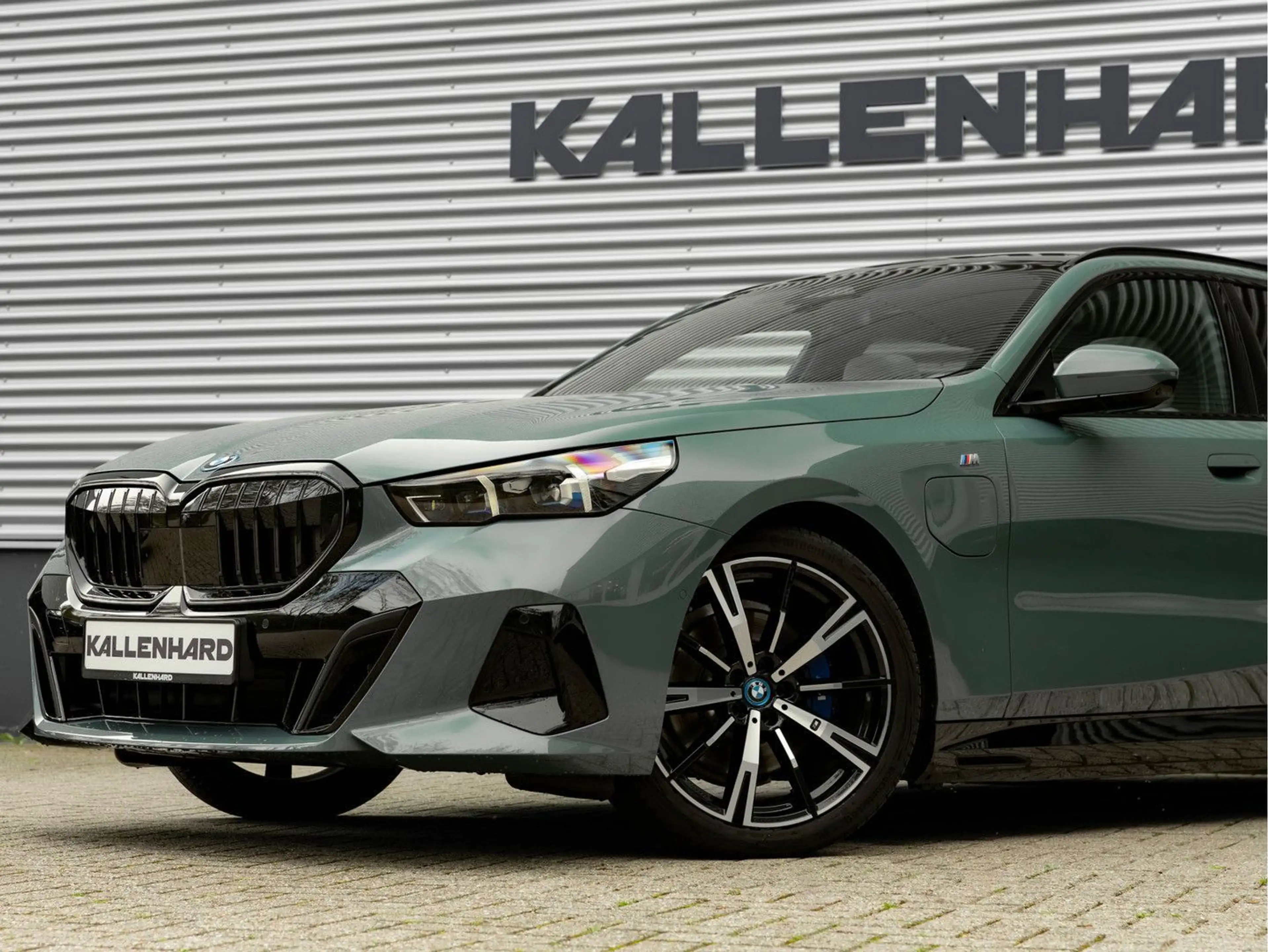 BMW 530 5-serie Touring 530e M-Sport - Pano - AHK - — photo 9