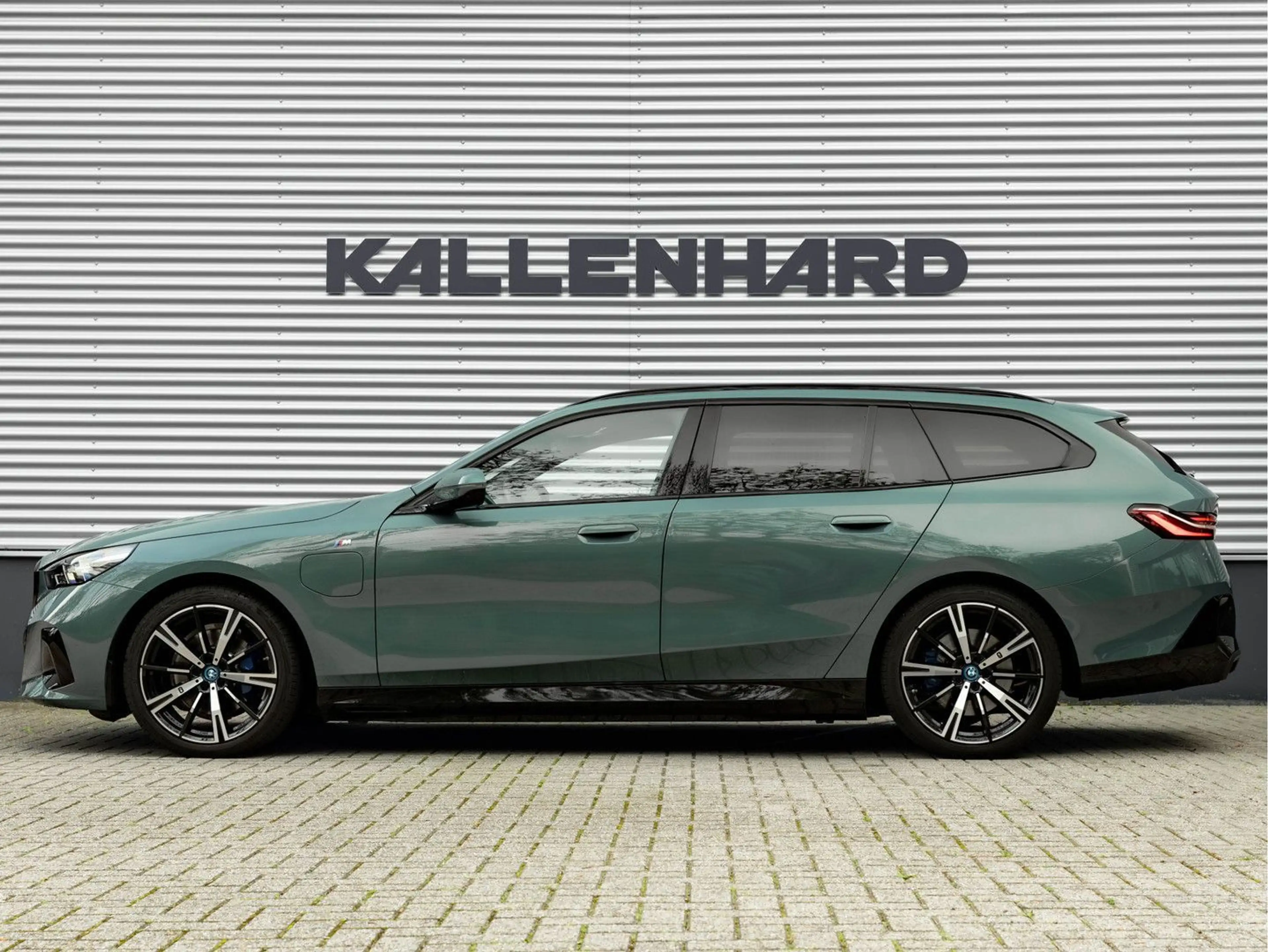BMW 530 5-serie Touring 530e M-Sport - Pano - AHK - — photo 8