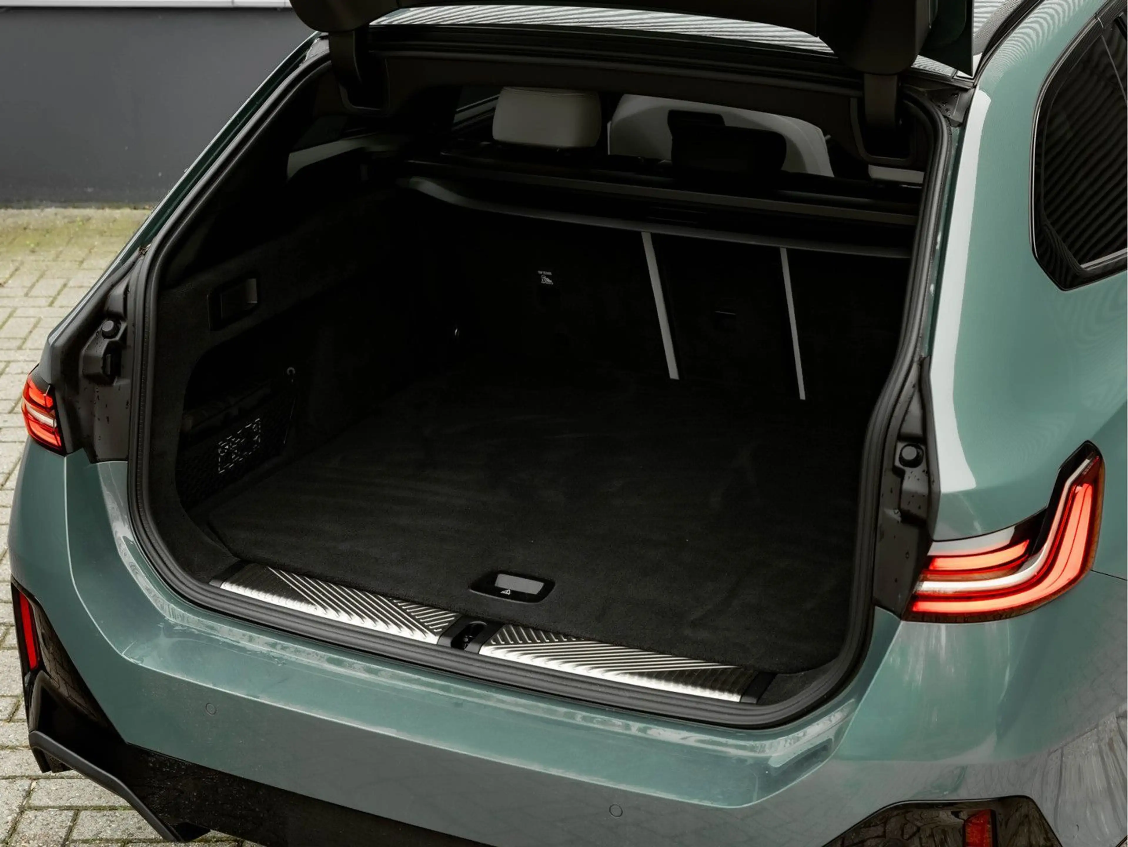 BMW 530 5-serie Touring 530e M-Sport - Pano - AHK - — photo 12