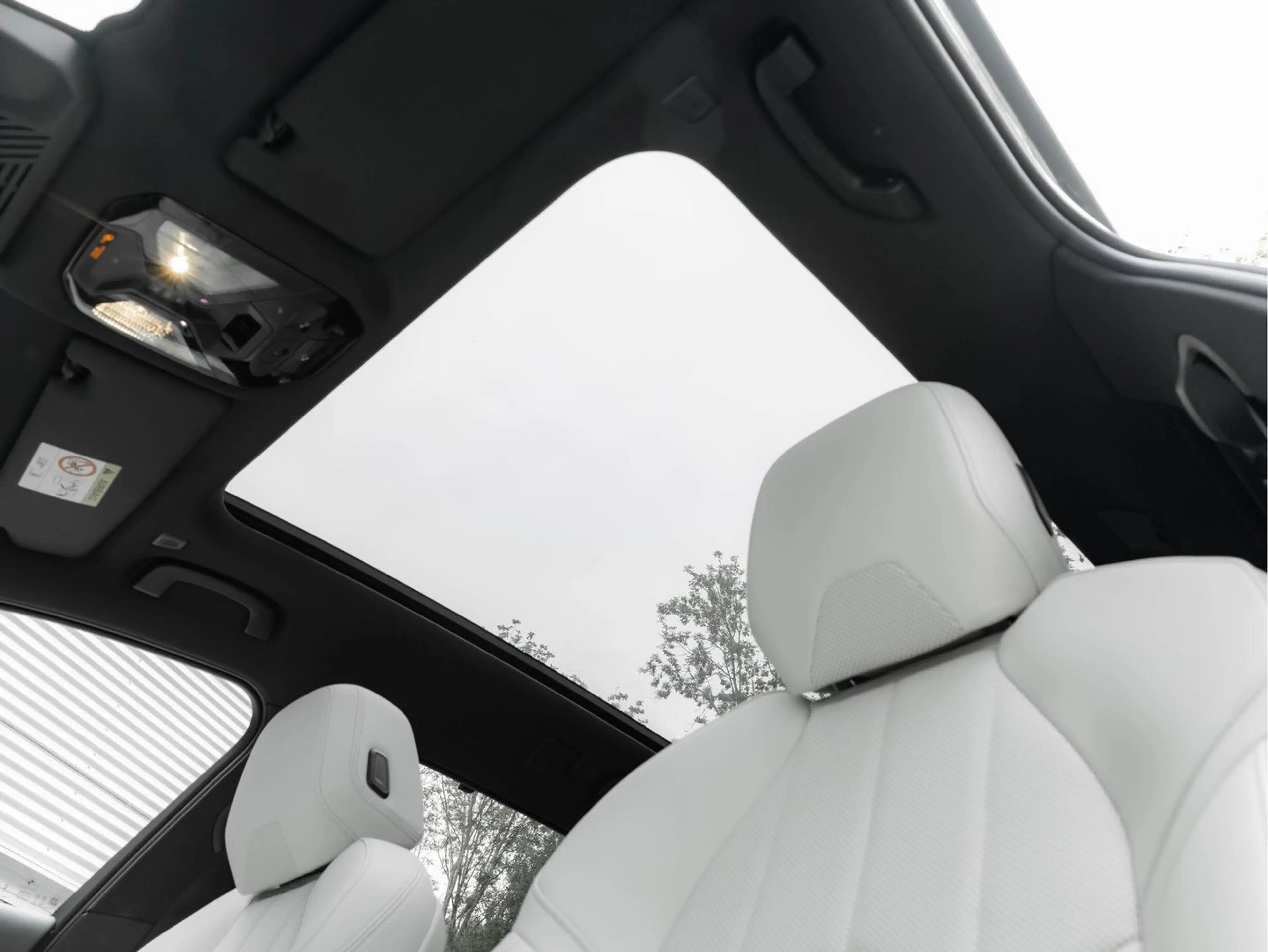 BMW 530 5-serie Touring 530e M-Sport - Pano - AHK - — photo 4