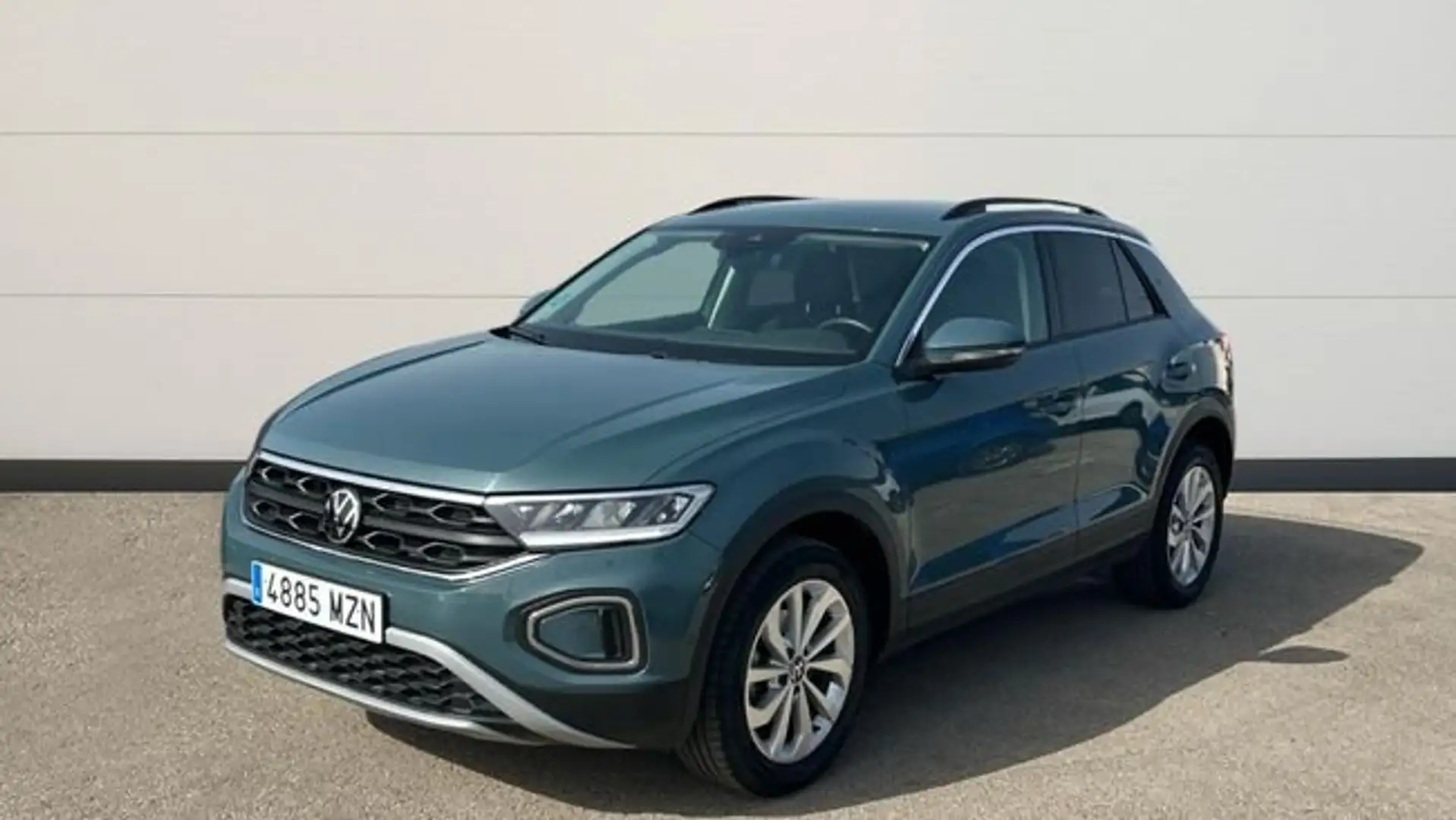 Volkswagen T-Roc 1.5 TSI 110KW DSG MAS 150 5P Gris - 2