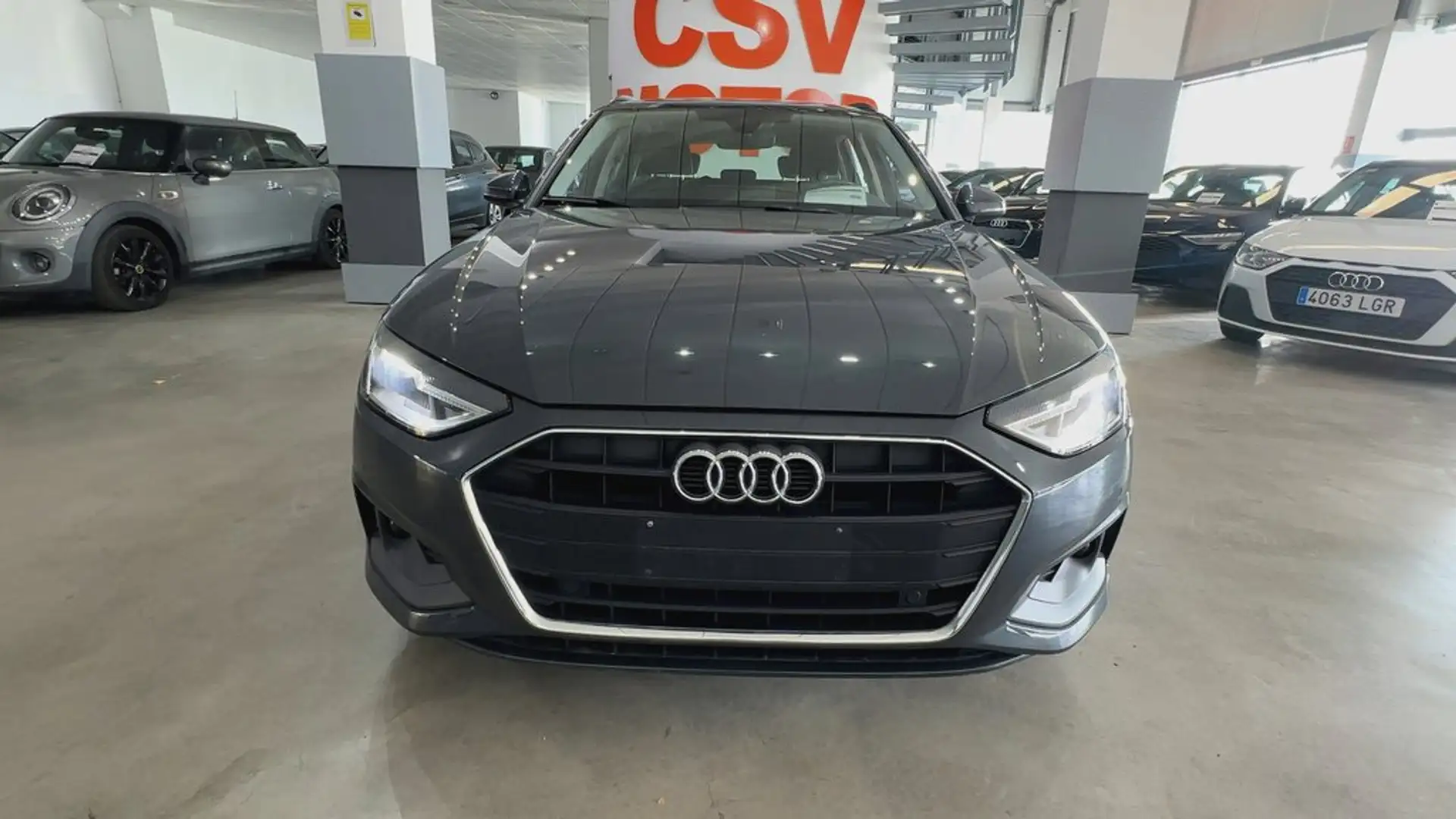 Audi A4 Avant Advanced 30 TDI 100kW S tronic - 2