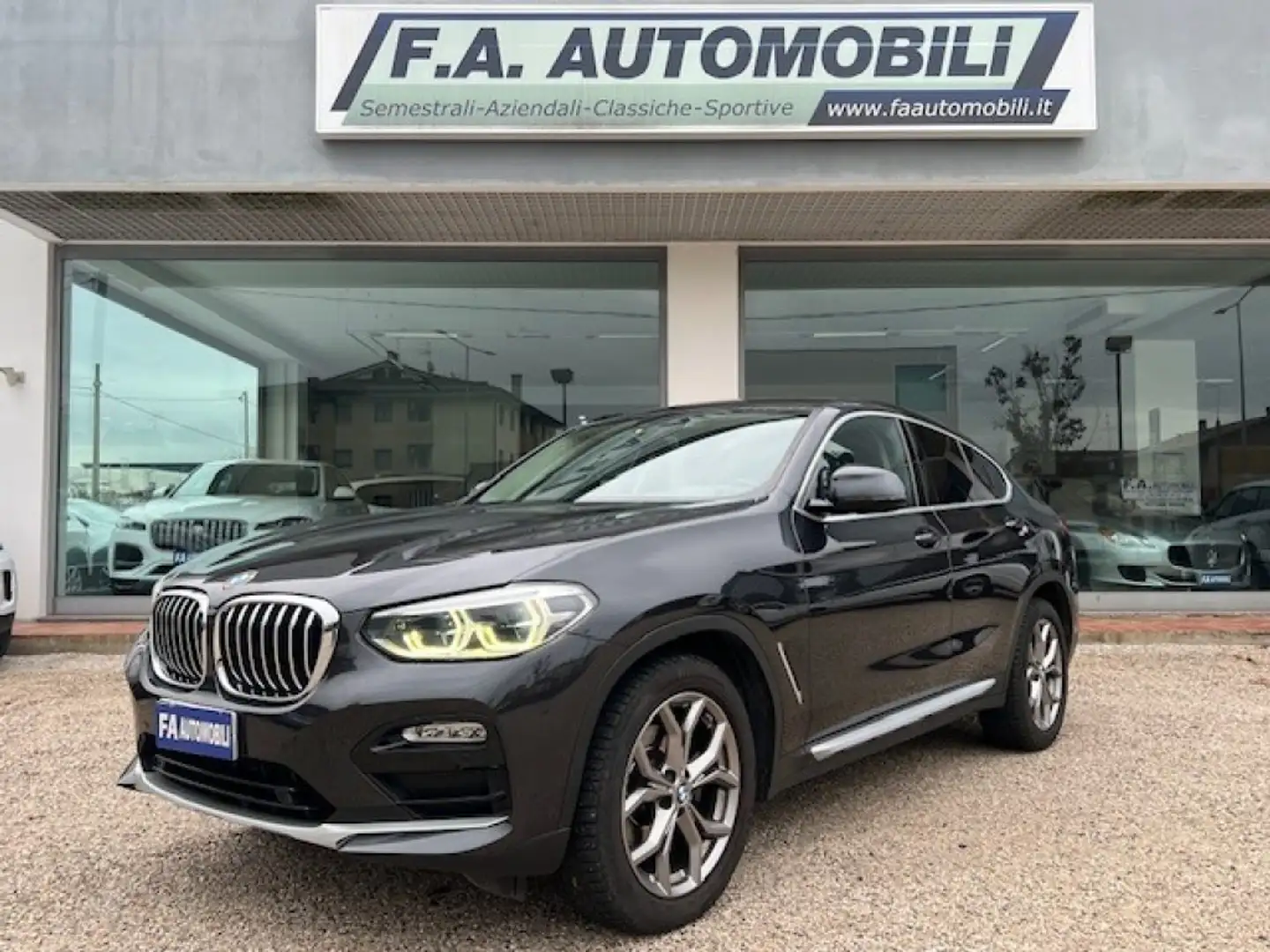 BMW X4 xDrive20d xLine Aut. Grigio - 1