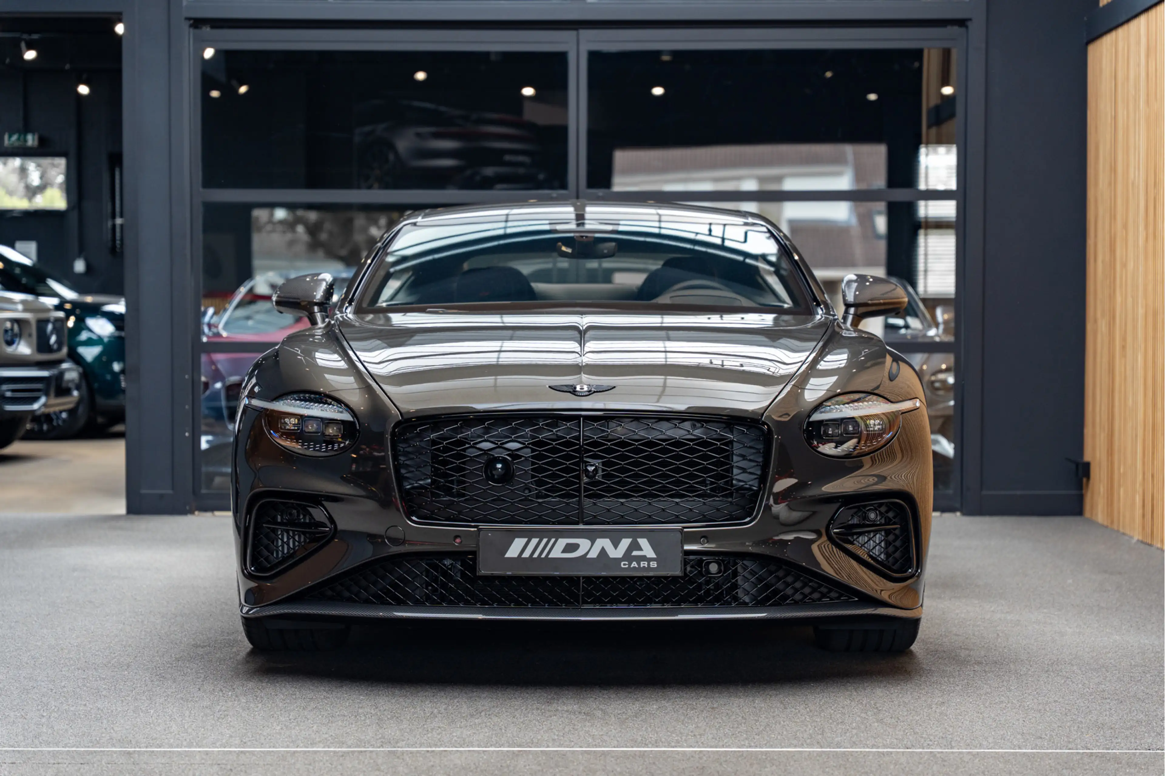 Bentley Continental GT S Carbon Styling Edition 4.0 V8 Hybrid GT S — photo 2