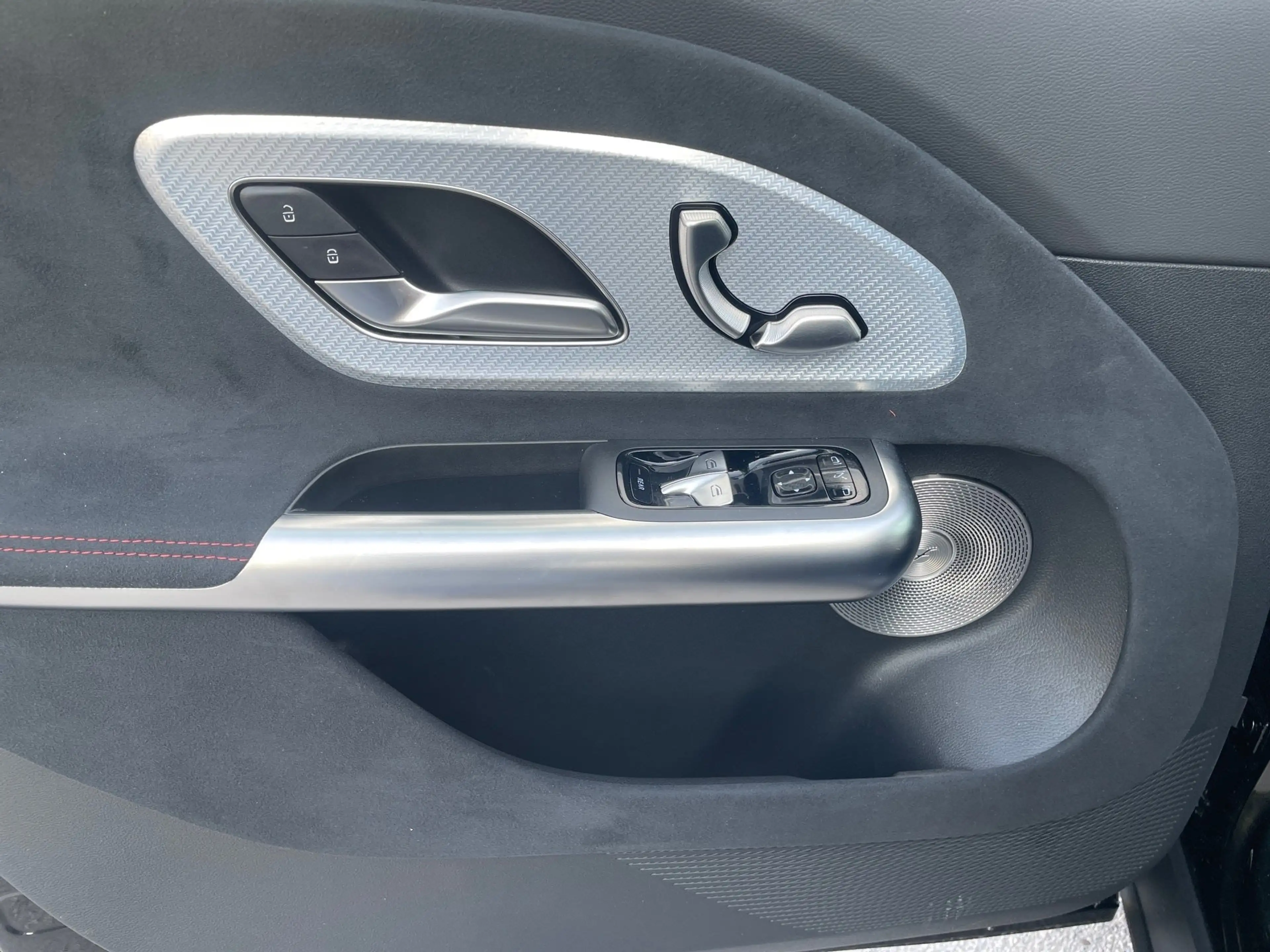 Mercedes-Benz GLB 250 + EQ Navi,Rückfahrkamera,Klimaautomatik — photo 13