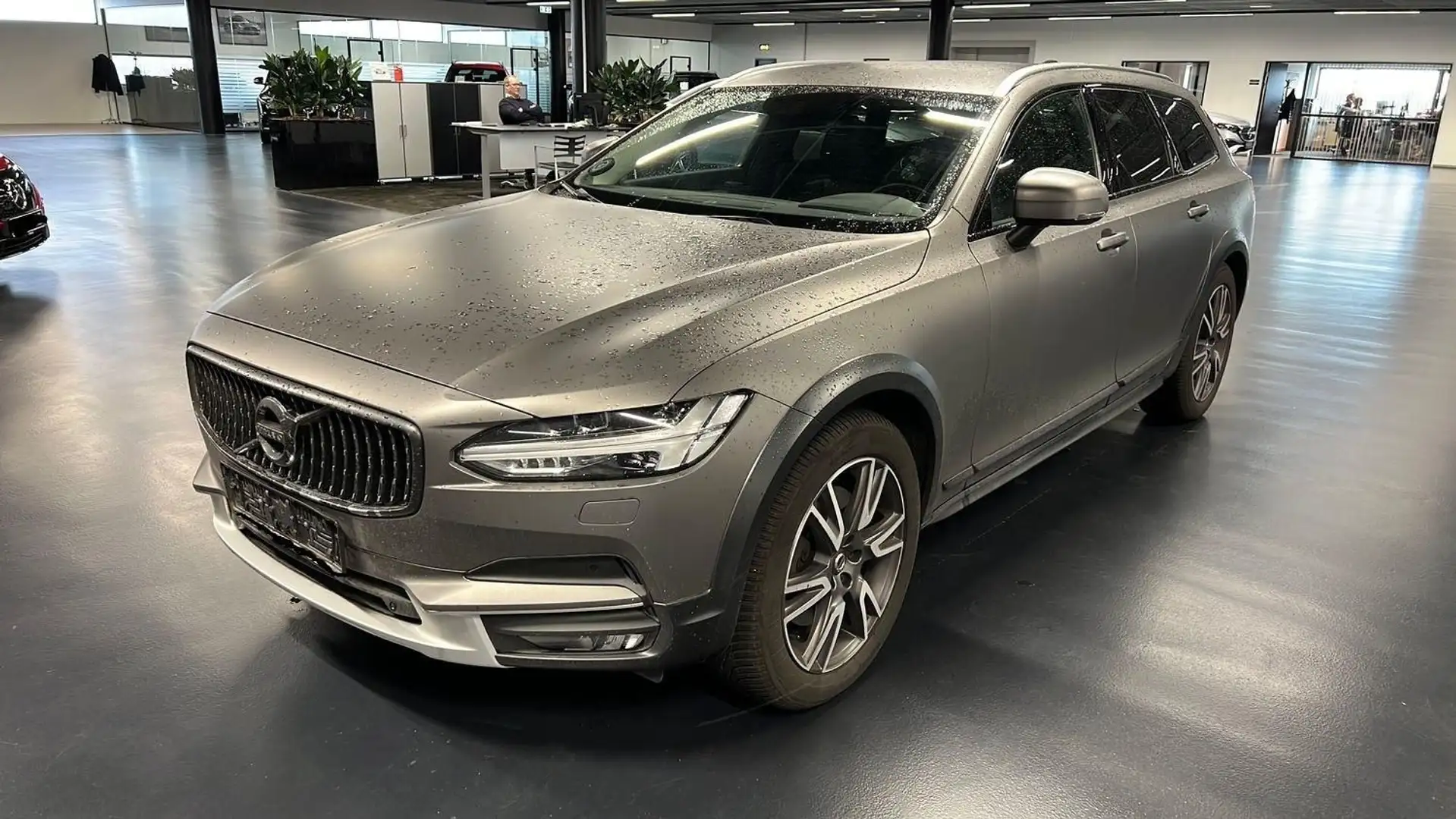 Volvo V90 Cross Country AWD Matt+Memory+Navi+19erLM Gri - 1