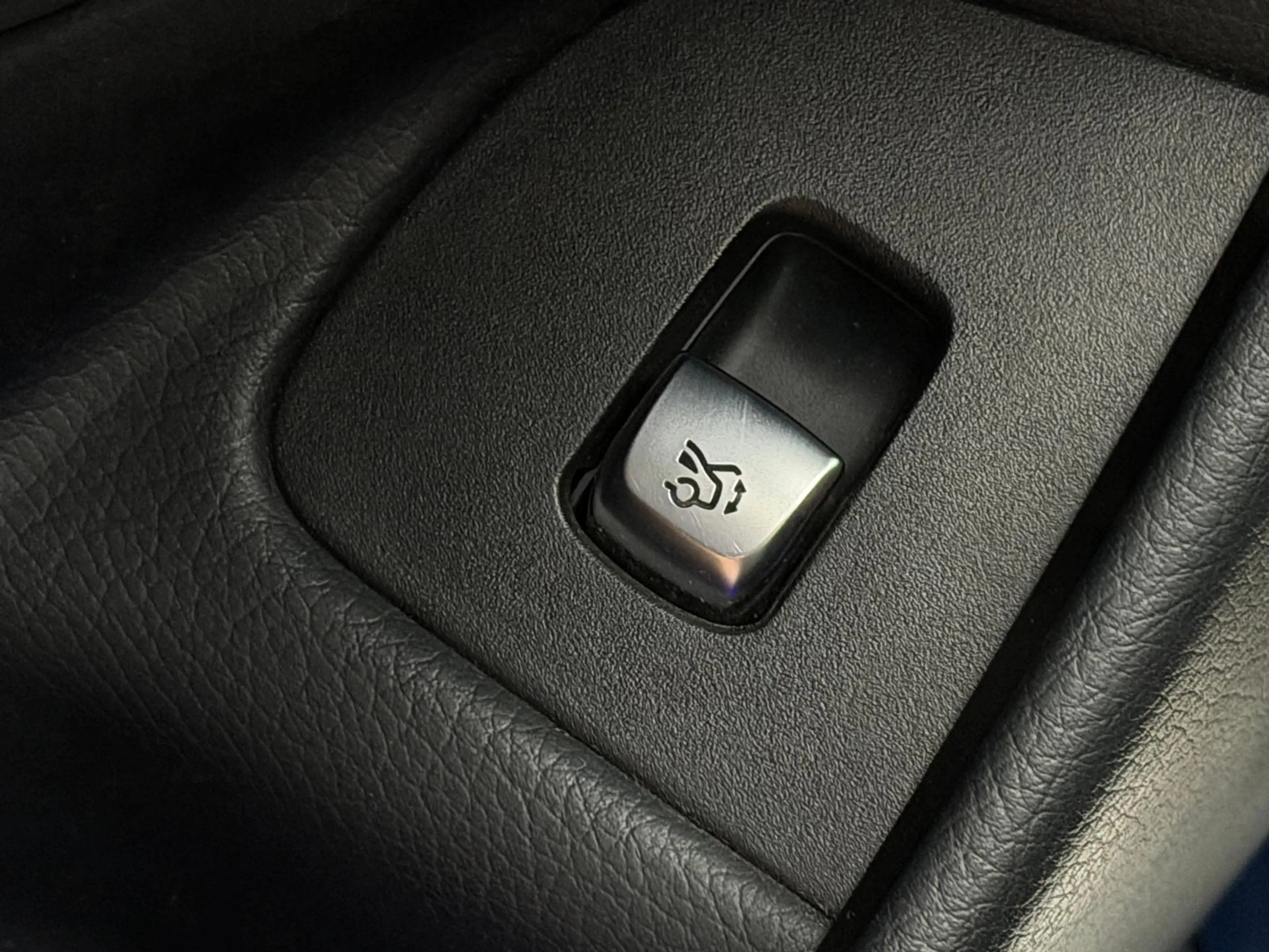 Mercedes-Benz E 400 d 4Matic AMG-LINE|KAM|LED|HUD|LM — photo 14