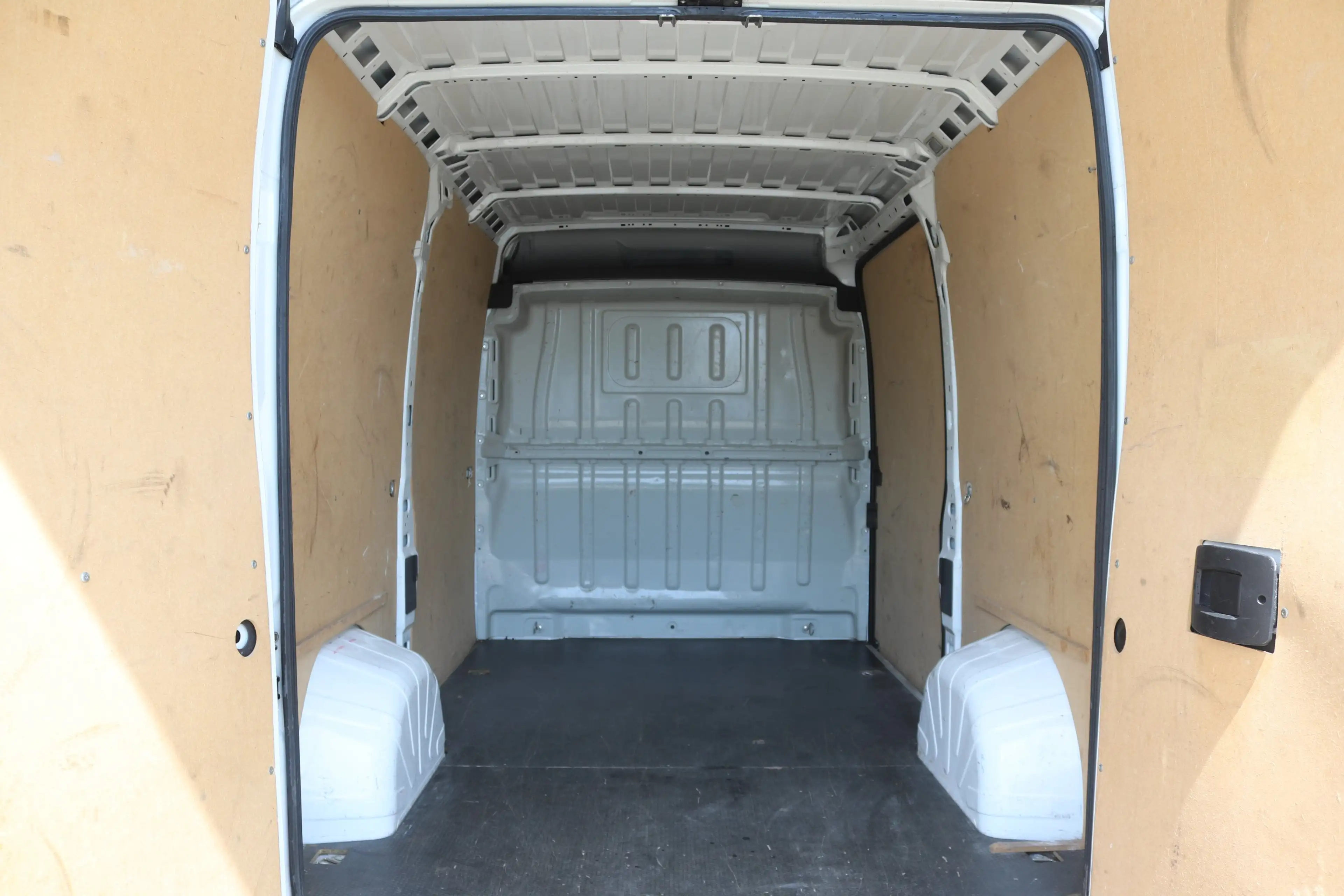Peugeot Boxer L2H2 Kasten/€ 15.700,-netto/NAVI KAMERA TEL TEM — photo 7