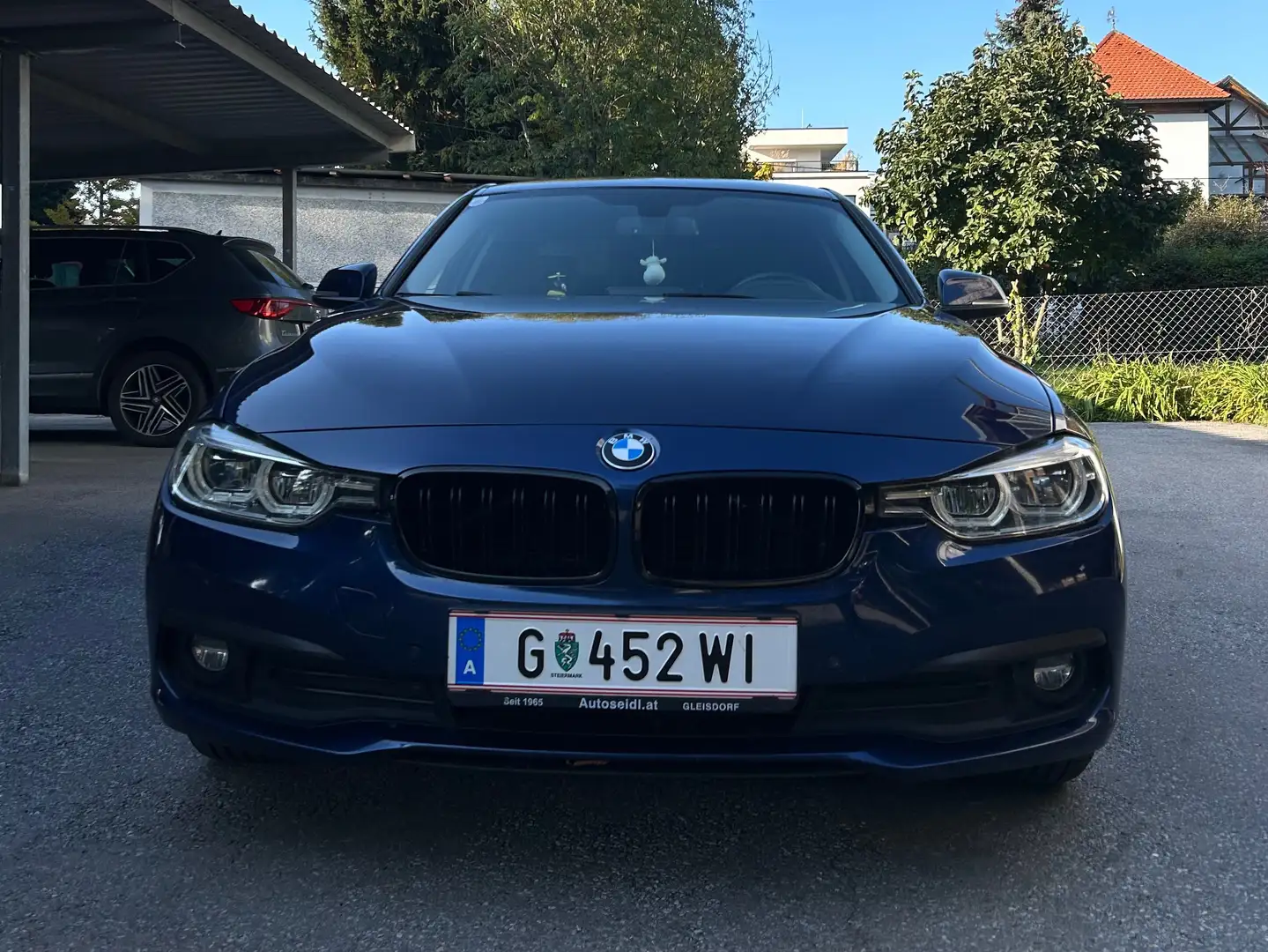 BMW 316 316d Advantage Advantage Blau - 1