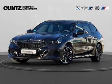 d xDrive Touring M Sport Anhängerkupplung Panorama