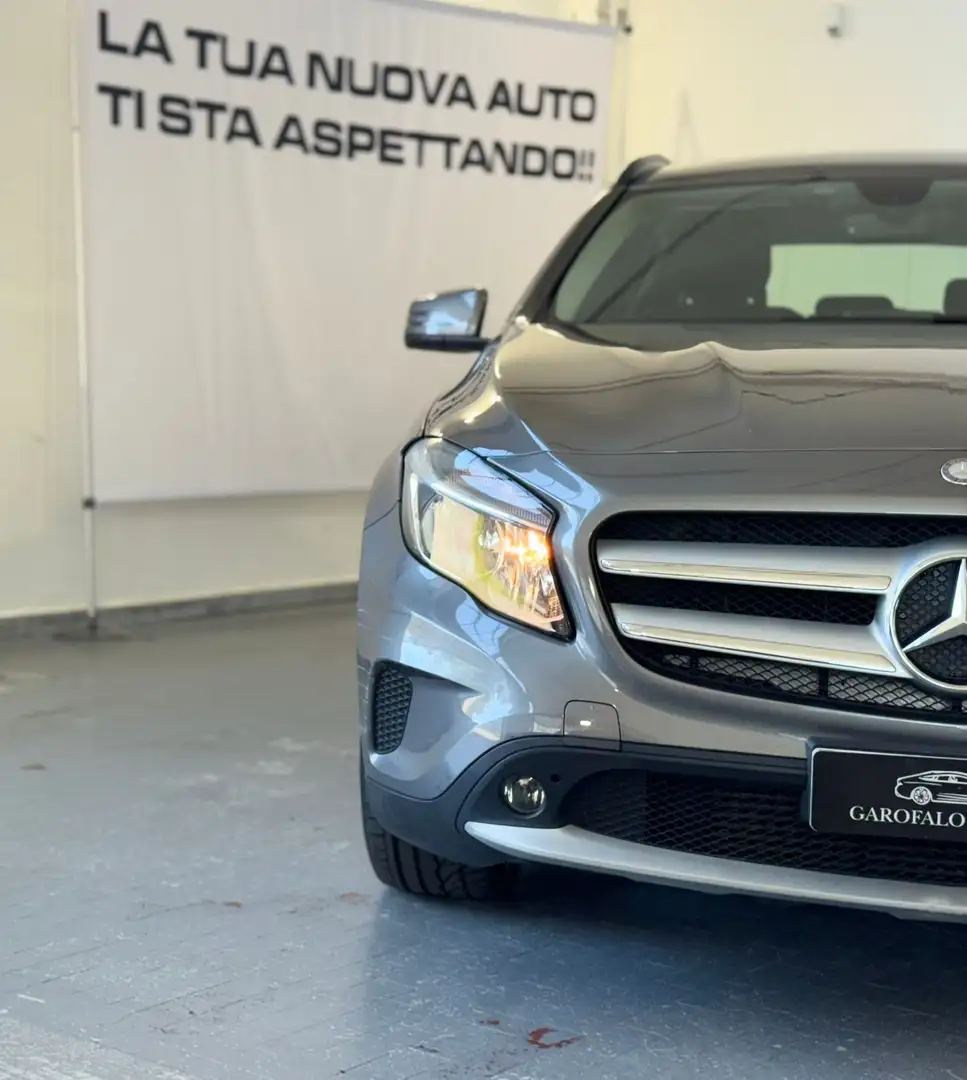 Mercedes-Benz GLA 200 GLA-X156 2014 d (cdi) Executive 4matic auto Grijs - 2