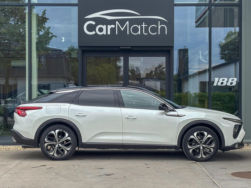 Citroen C5 X 1.6 Plug-in Hybrid Shine Pack — photo 4