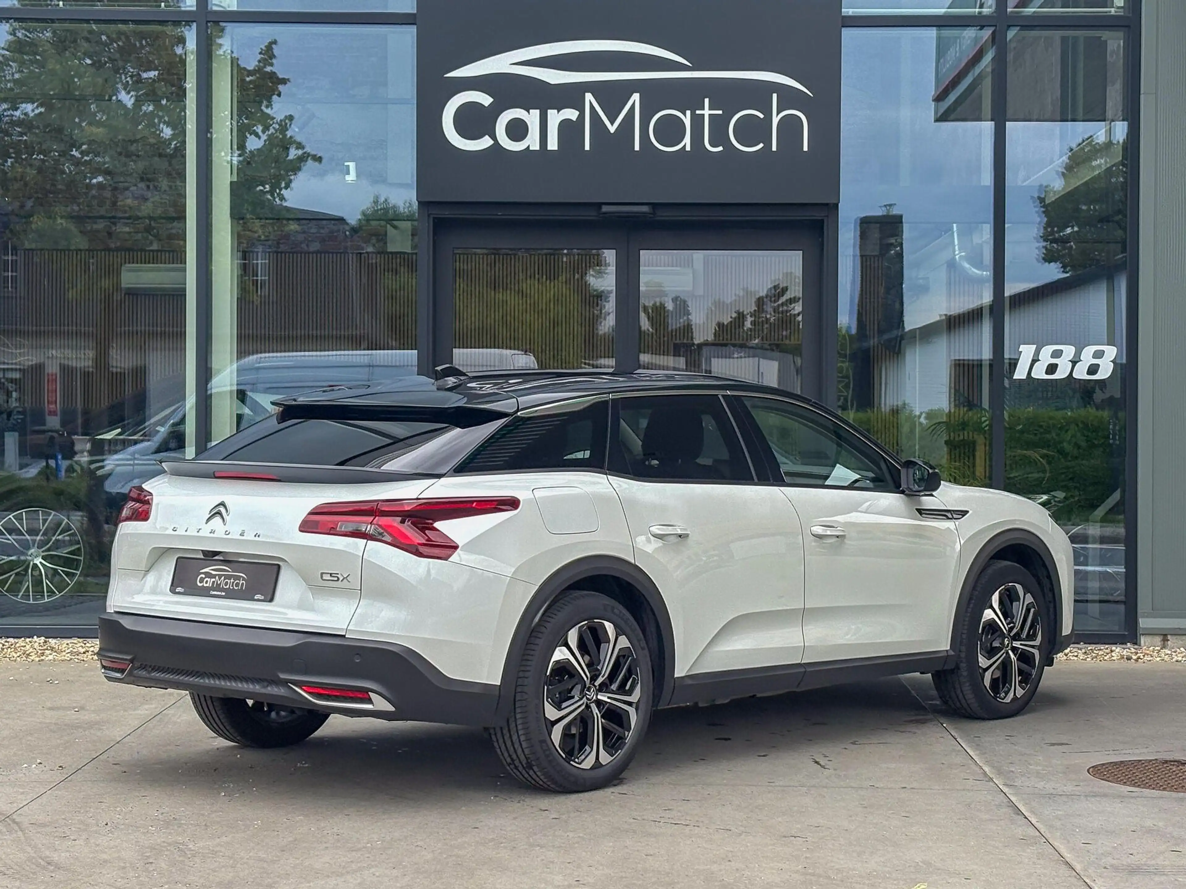 Citroen C5 X 1.6 Plug-in Hybrid Shine Pack — photo 5