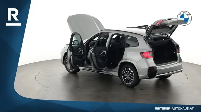 BMW X1 view 10