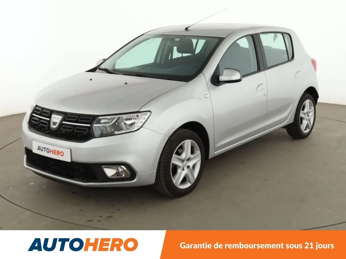 Dacia Sandero 1.0 SCe Confort Gris - 1