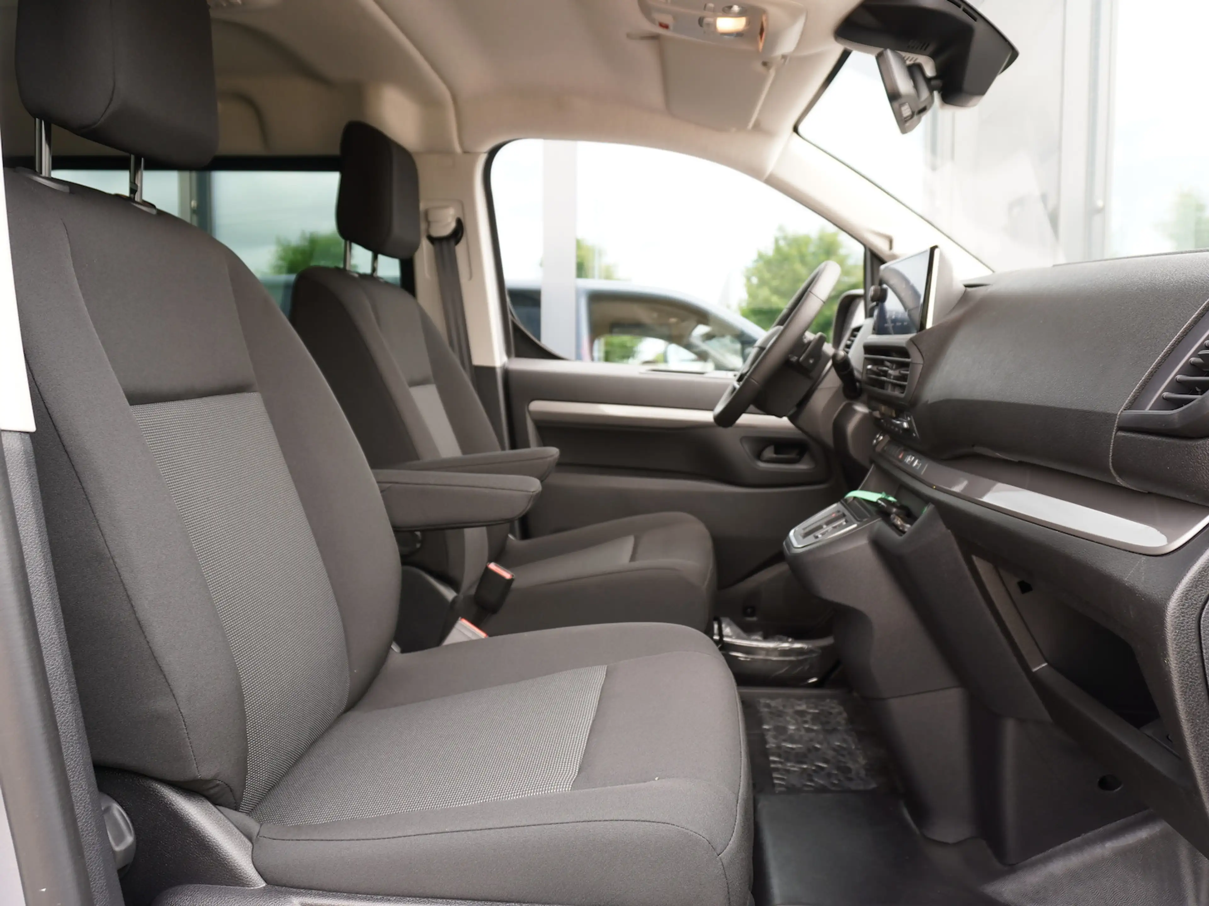 Fiat Scudo MultiCab L2 / 75 kW/h / Vollausstattung — photo 15
