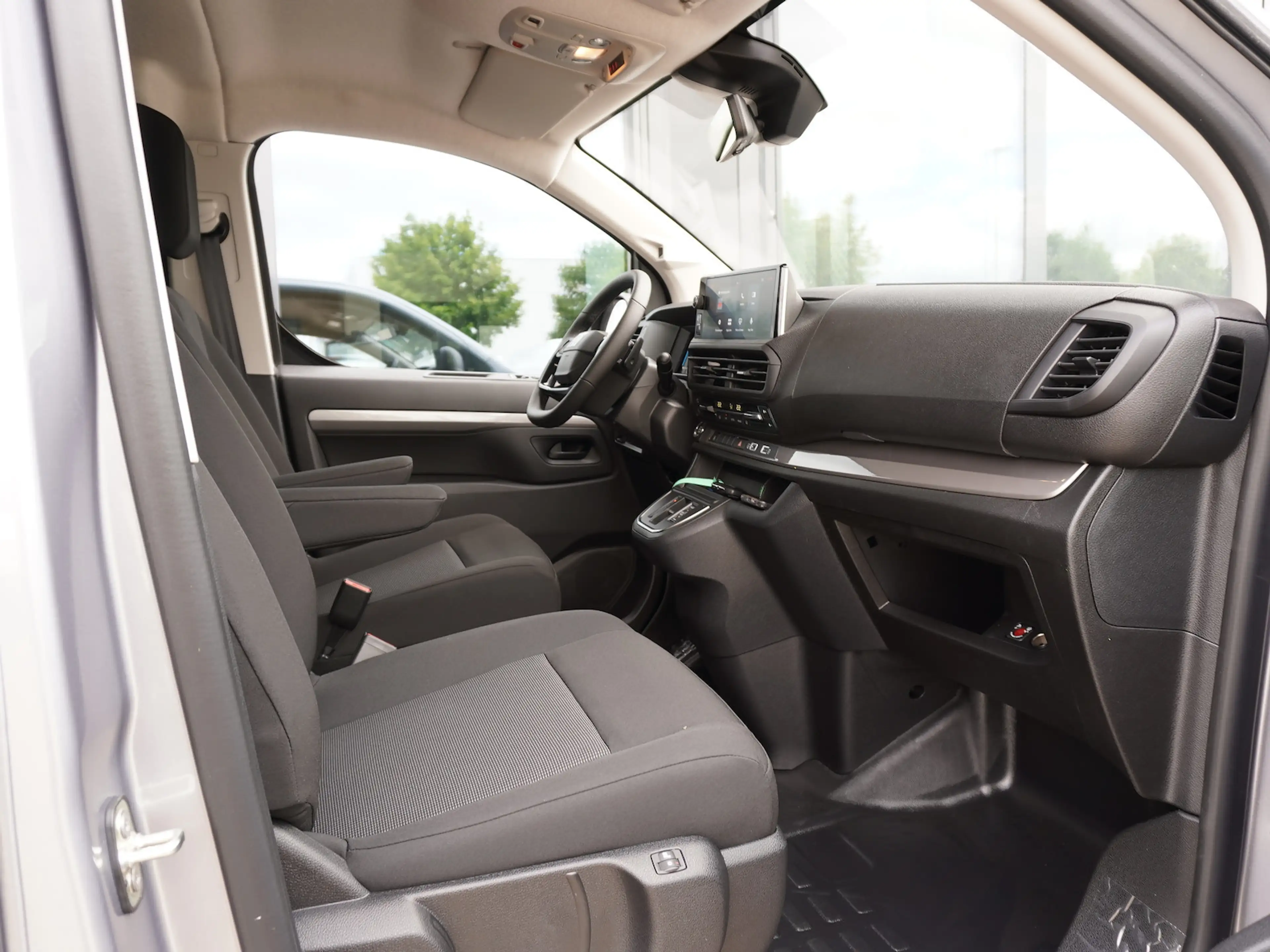 Fiat Scudo MultiCab L2 / 75 kW/h / Vollausstattung — photo 14