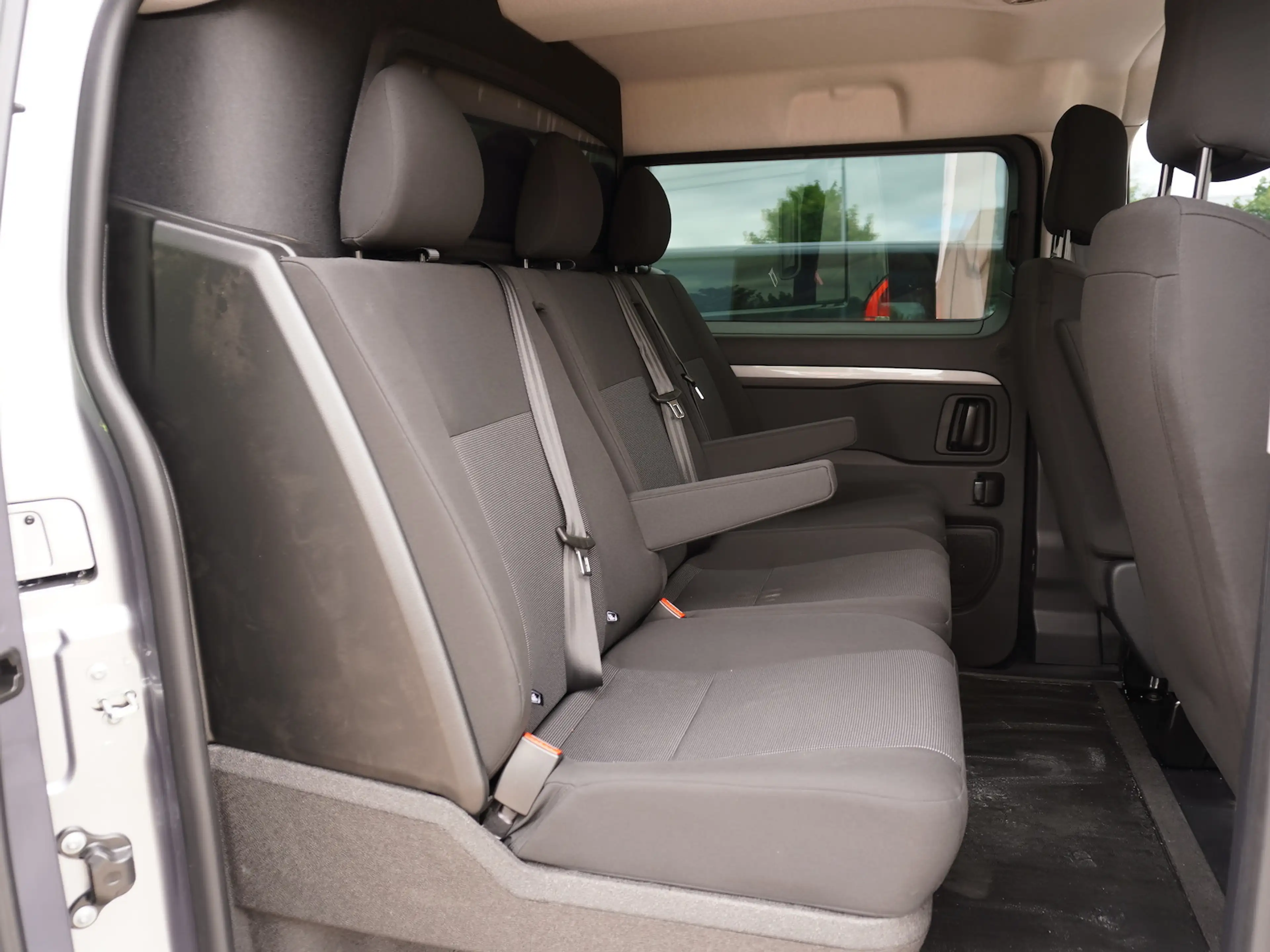 Fiat Scudo MultiCab L2 / 75 kW/h / Vollausstattung — photo 9