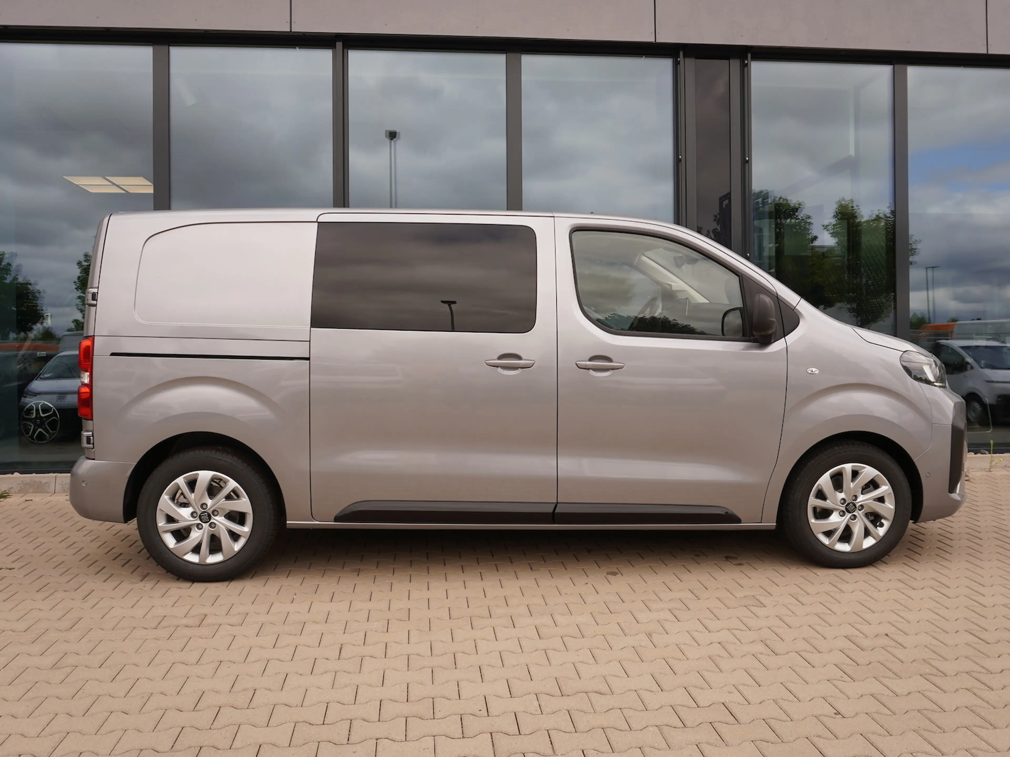 Fiat Scudo MultiCab L2 / 75 kW/h / Vollausstattung — photo 4