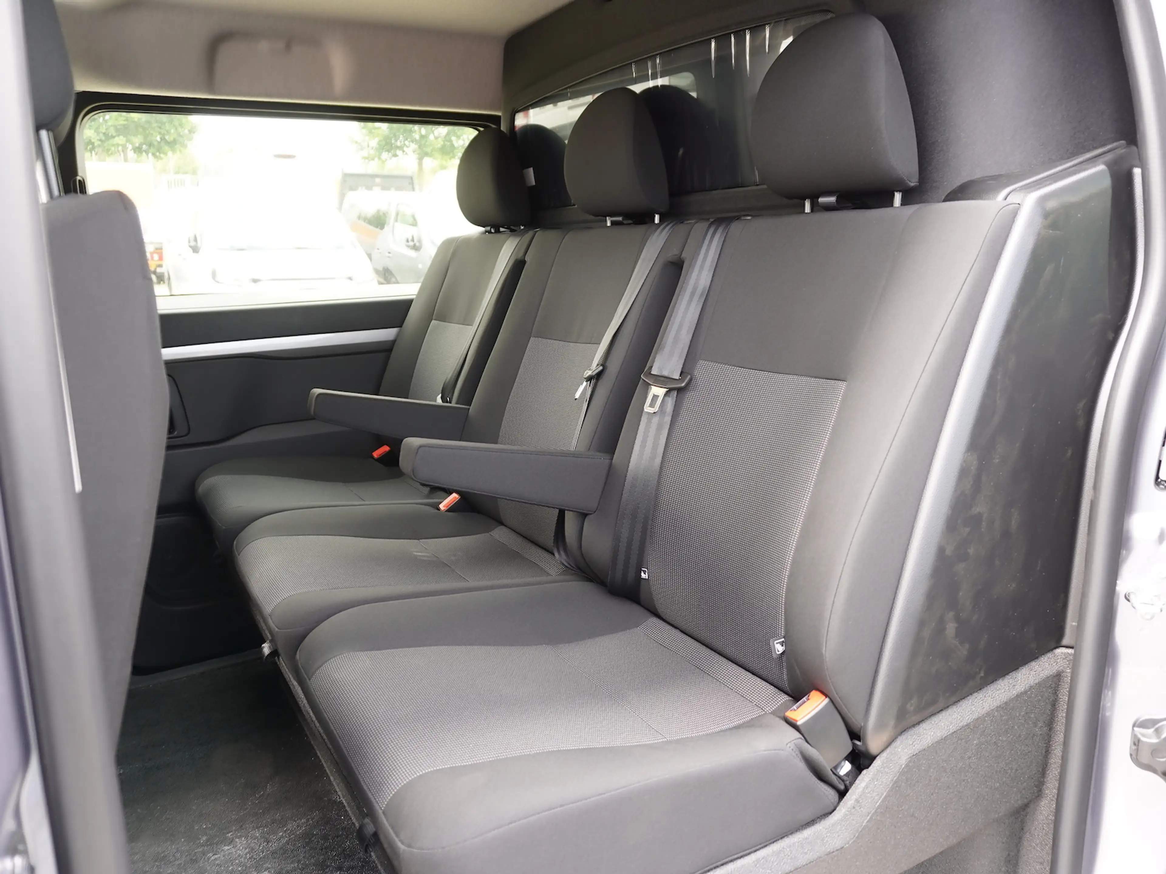 Fiat Scudo MultiCab L2 / 75 kW/h / Vollausstattung — photo 11
